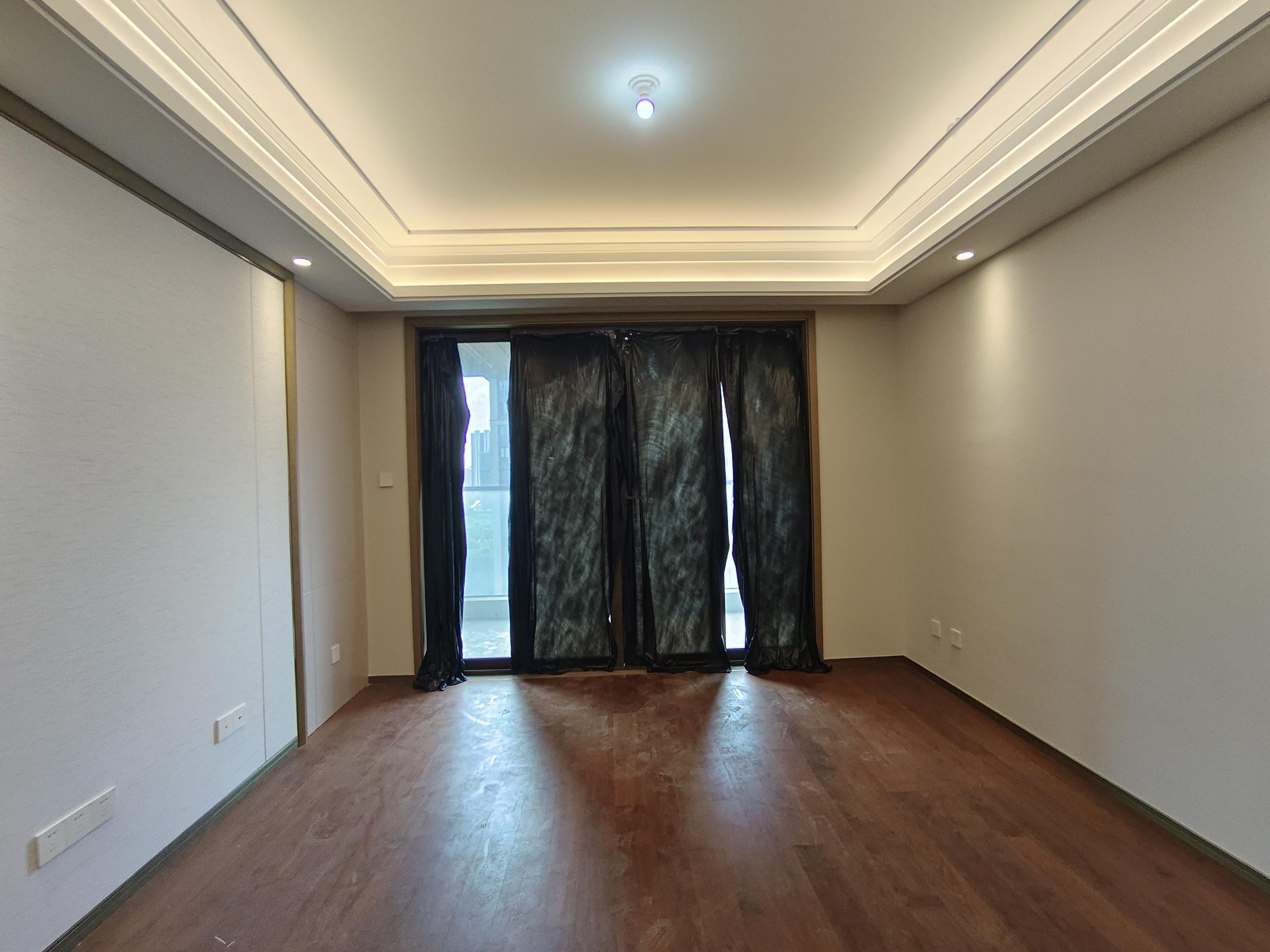圆融玺悦 4室2厅2卫 133m&sup2;