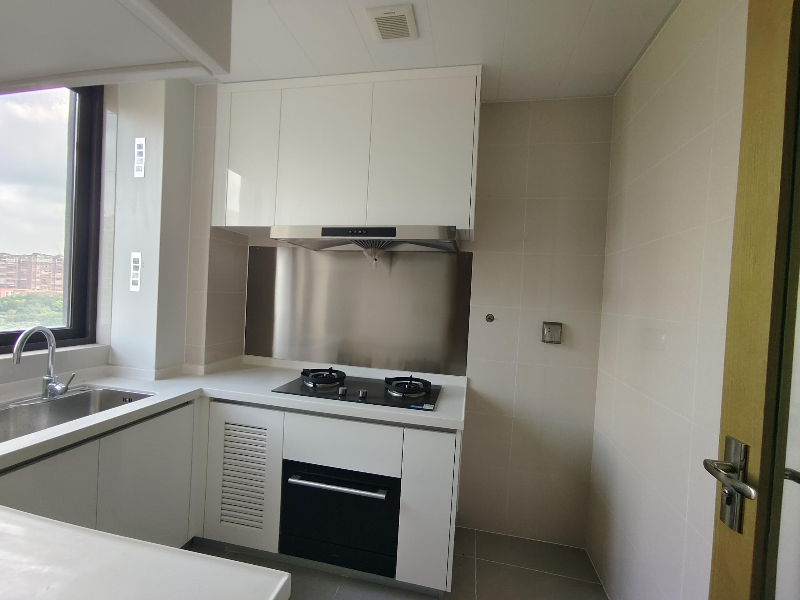 圆融玺悦 4室2厅2卫 133m&sup2;
