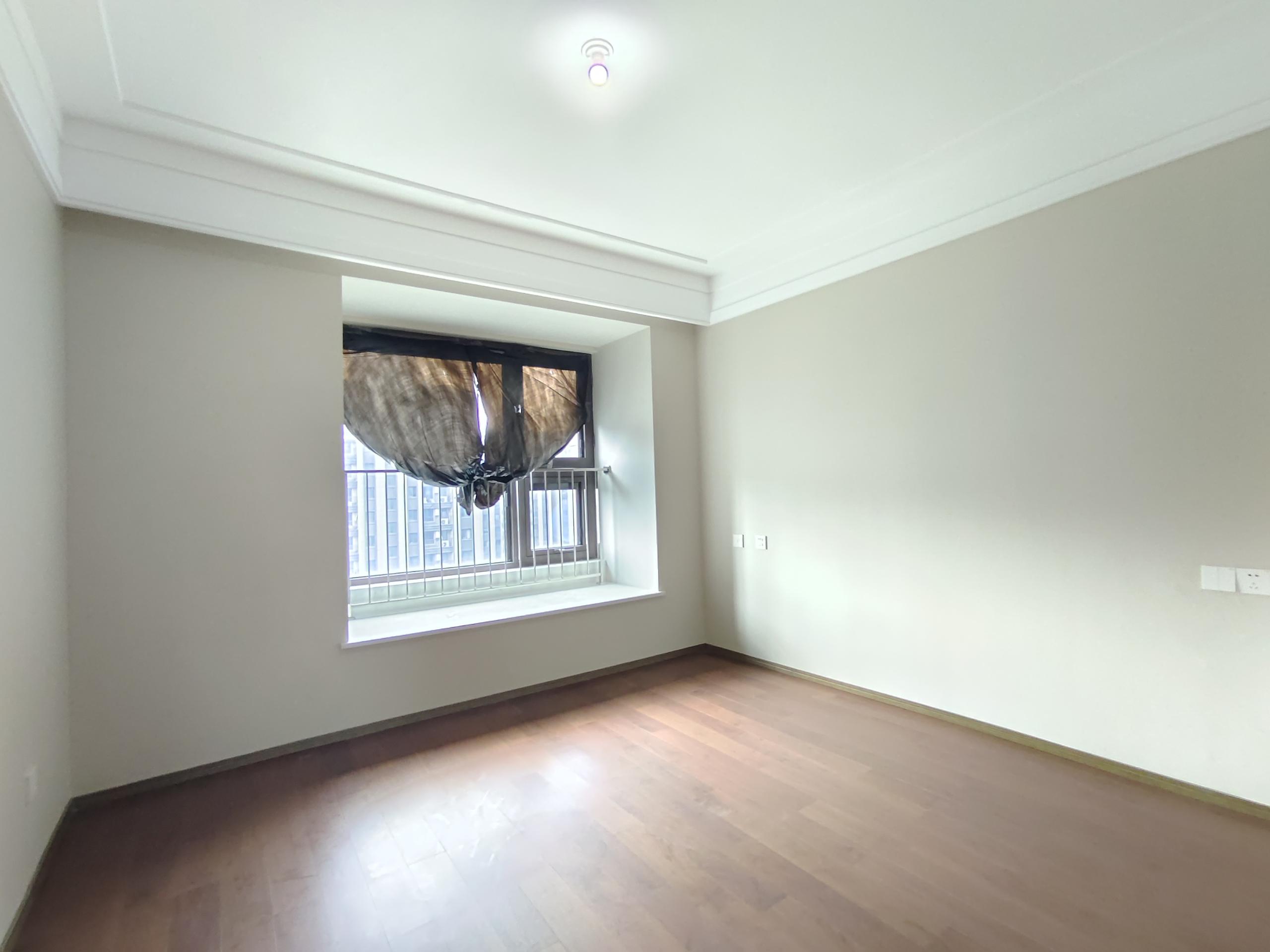 圆融玺悦 4室2厅2卫 133m&sup2;