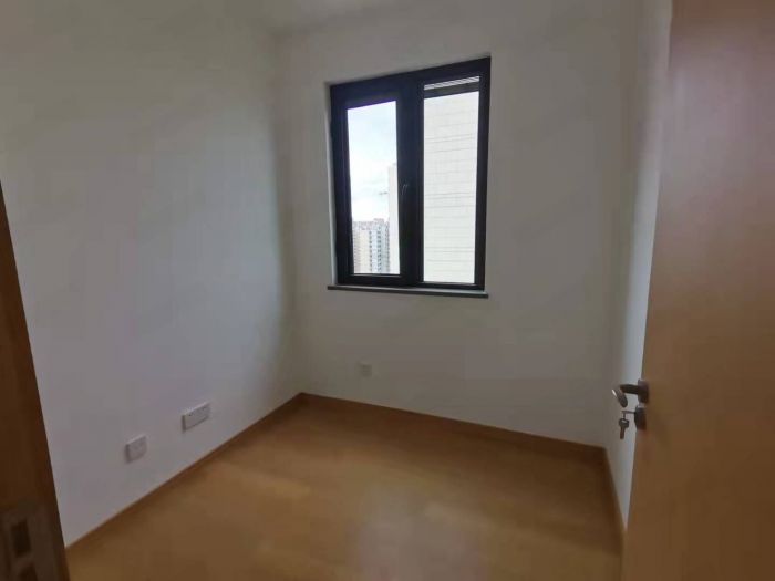 时光漫城 3室2厅2卫 125m&sup2;