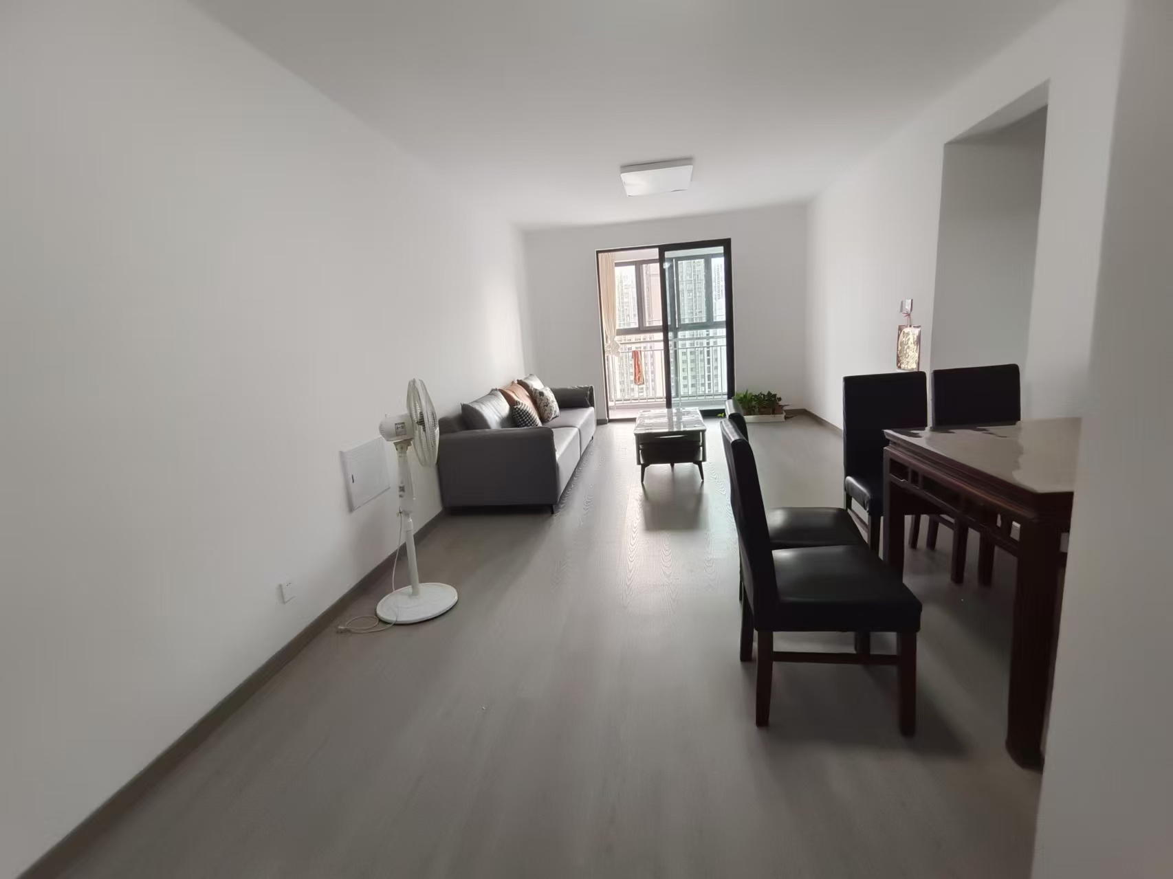 虹东花苑 3室1厅1卫 112.00m&sup2;