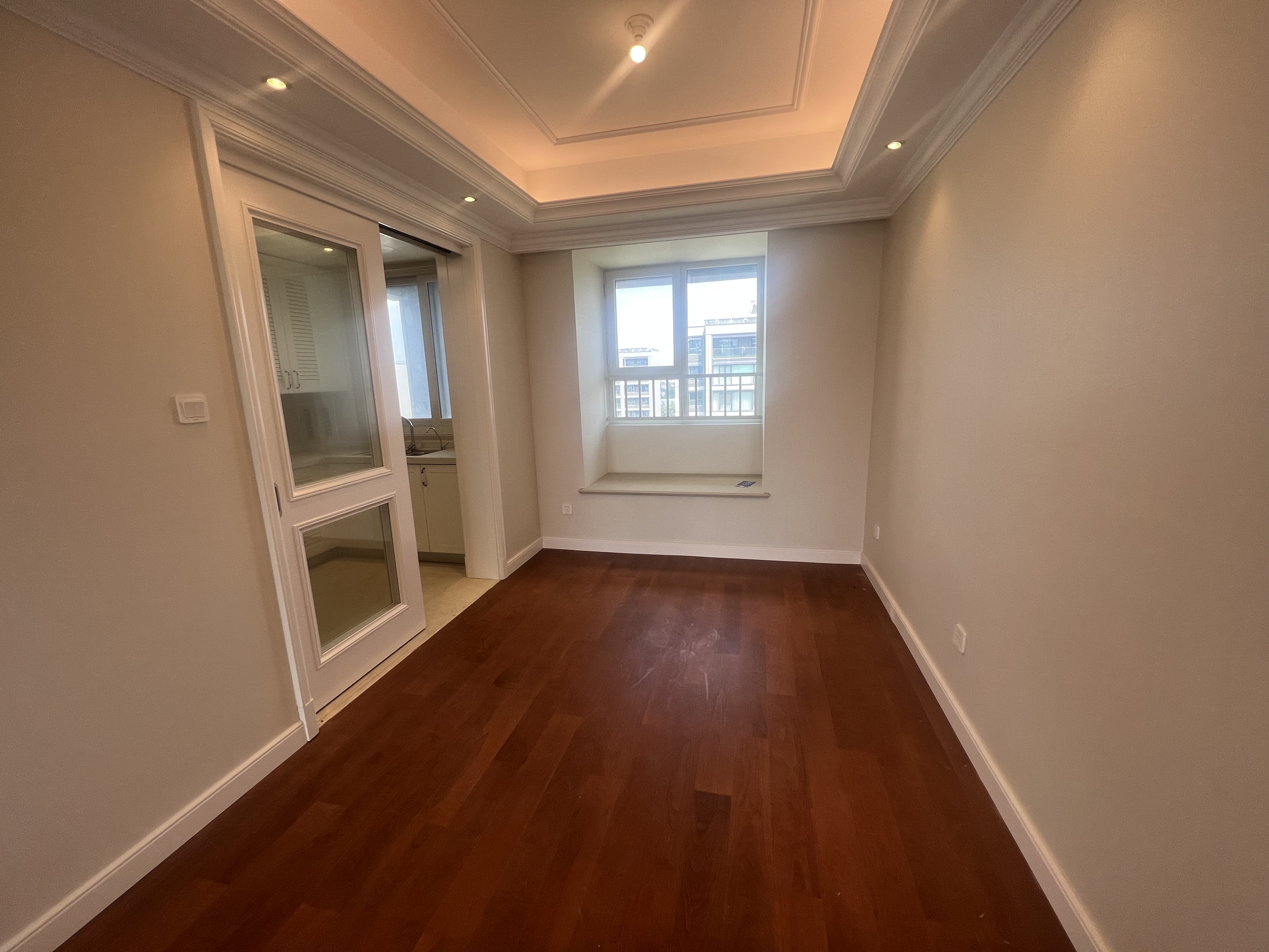 融创盛和九里桃源 4室2厅2卫 143m²