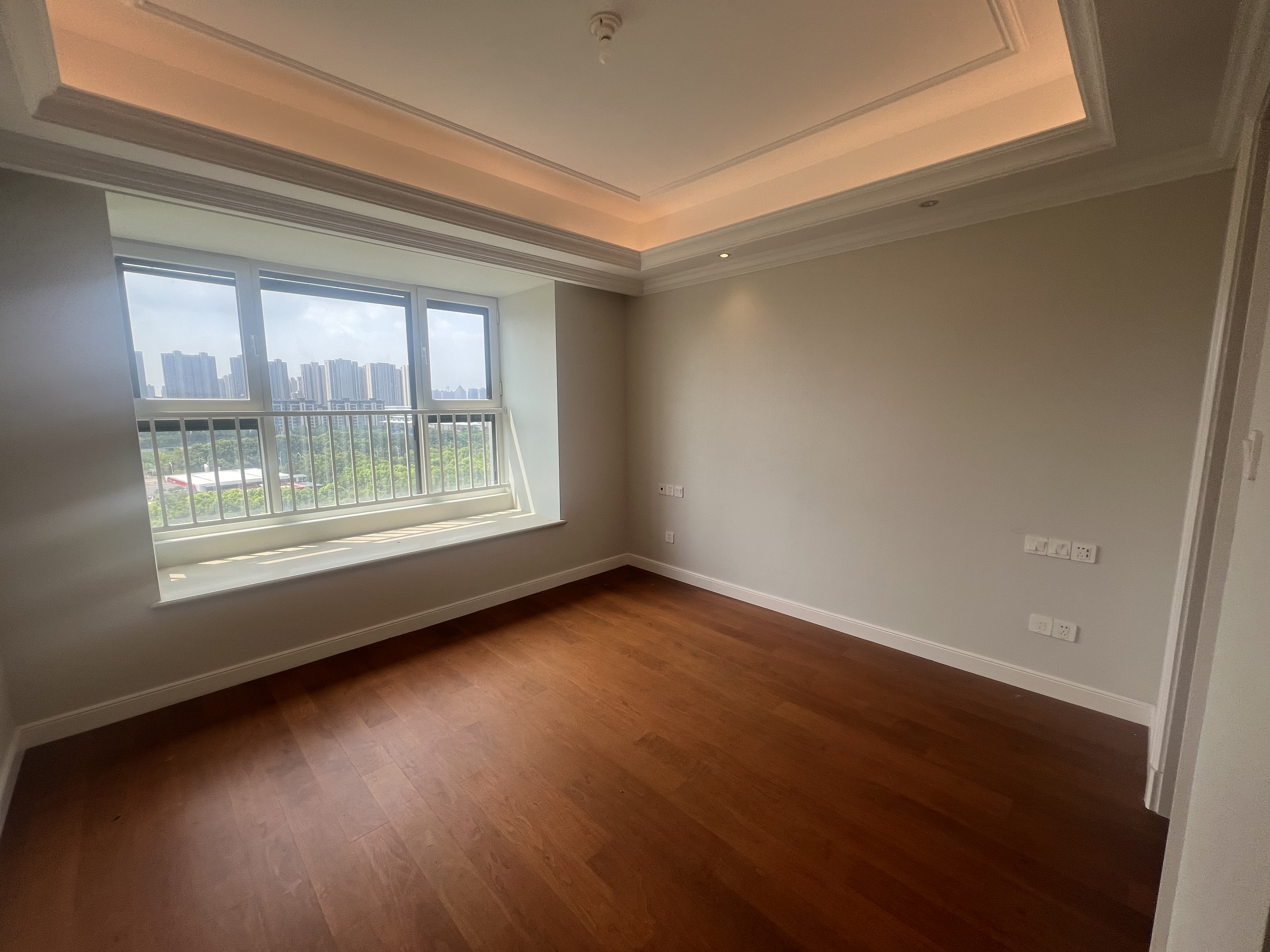 融创盛和九里桃源 4室2厅2卫 143m&sup2;