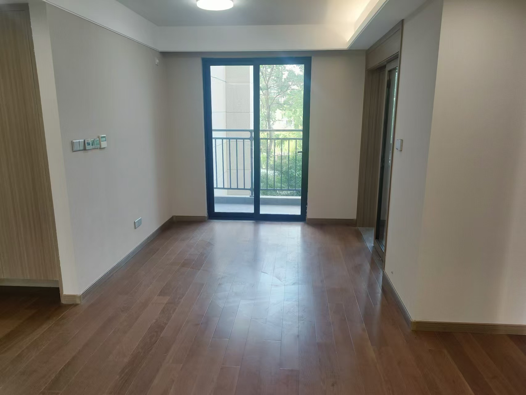 中海翠湖溪岸 4室2厅2卫 143m&sup2;