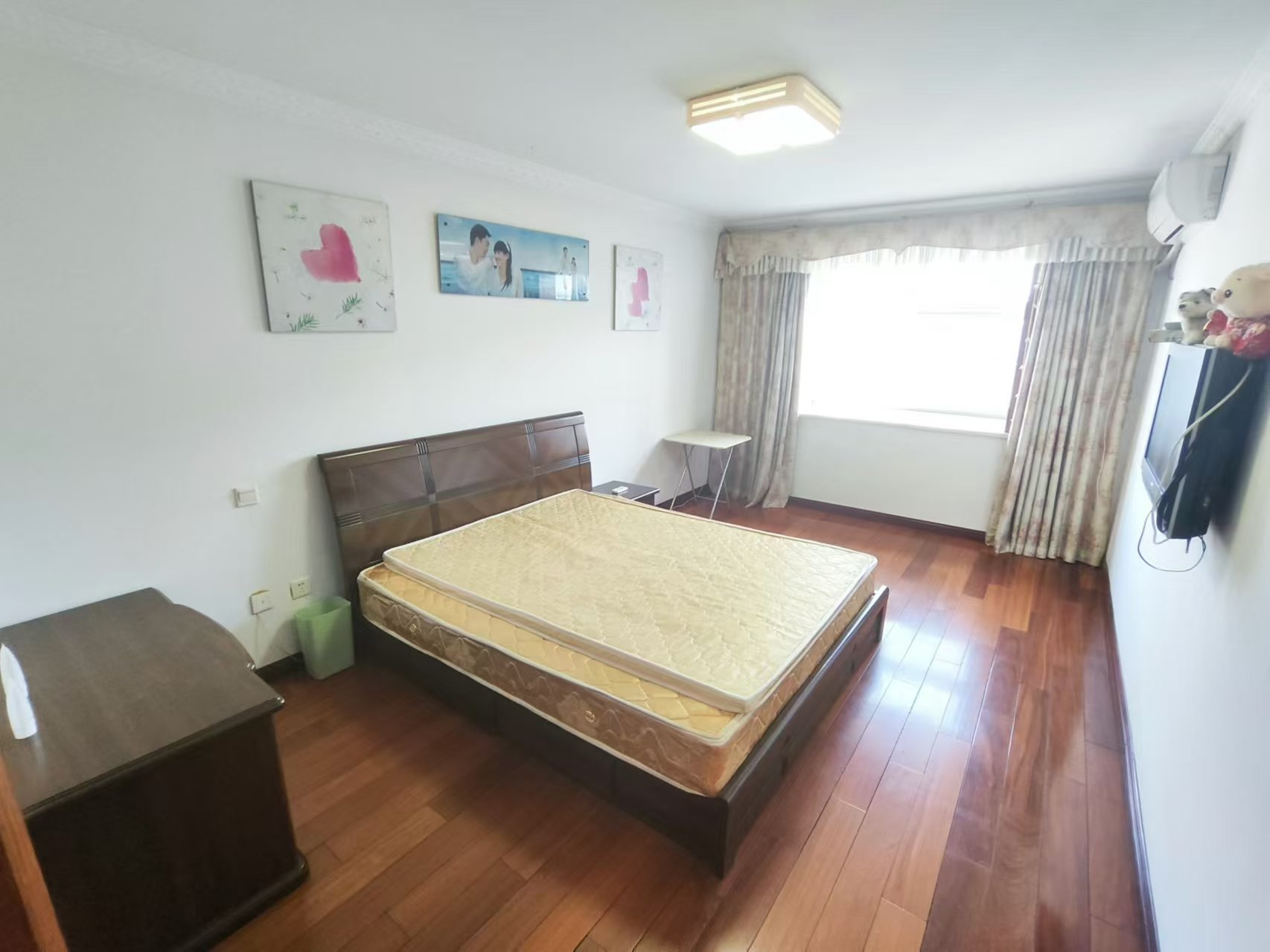 怡园锦居 4室2厅2卫 131.00m&sup2;