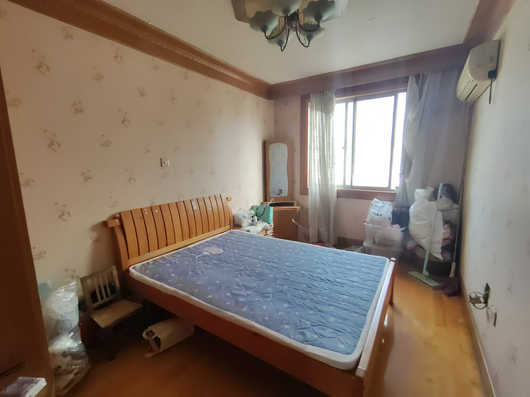 郭里园 3室1厅1卫 97.7m&sup2;