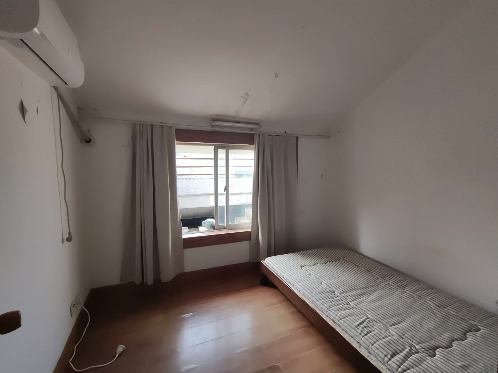 郭里园 3室1厅1卫 97.7m&sup2;