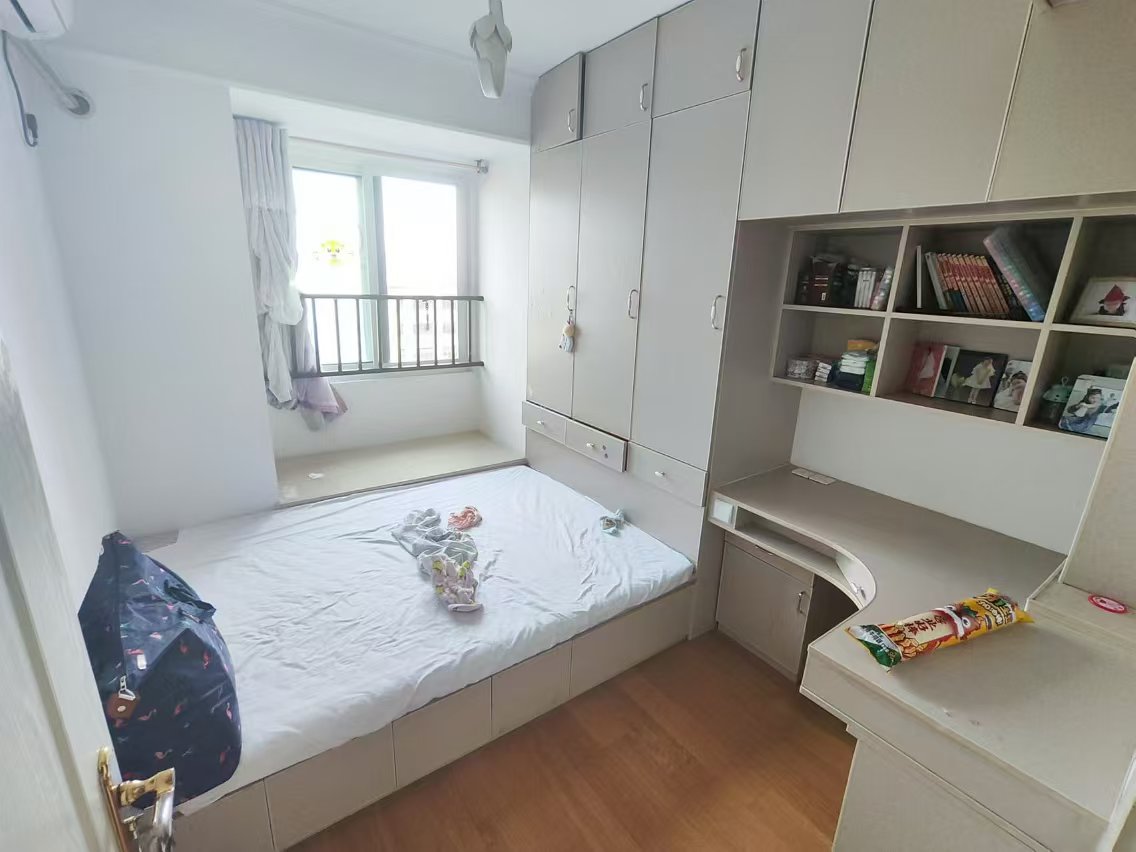 中海碧林湾 3室2厅2卫 110.08m&sup2;