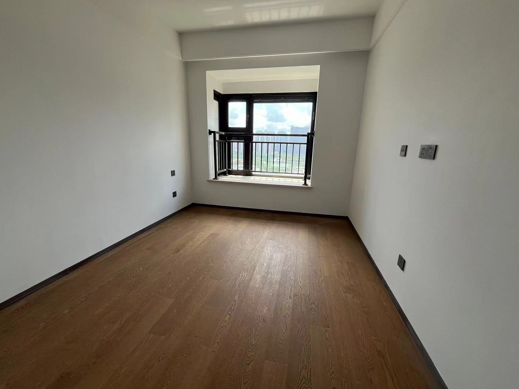 春风南岸西园 4室2厅2卫 136m&sup2;