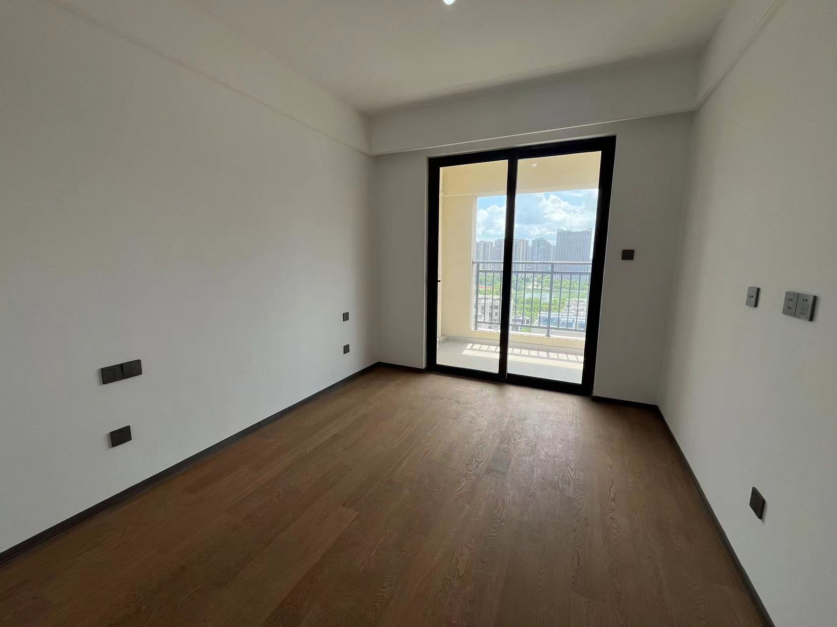 春风南岸西园 4室2厅2卫 136m&sup2;