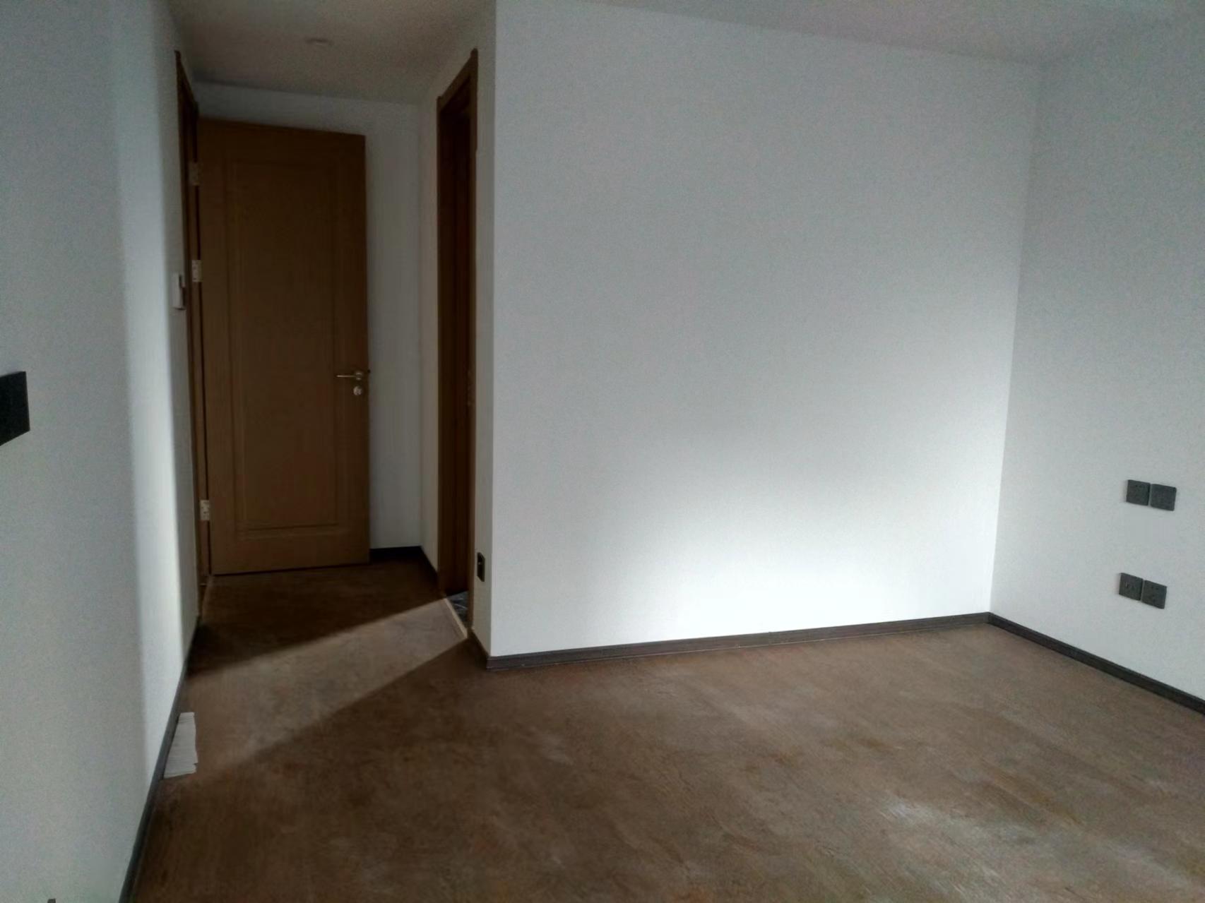 中港白金大厦 1室1厅1卫 31.7m&sup2;