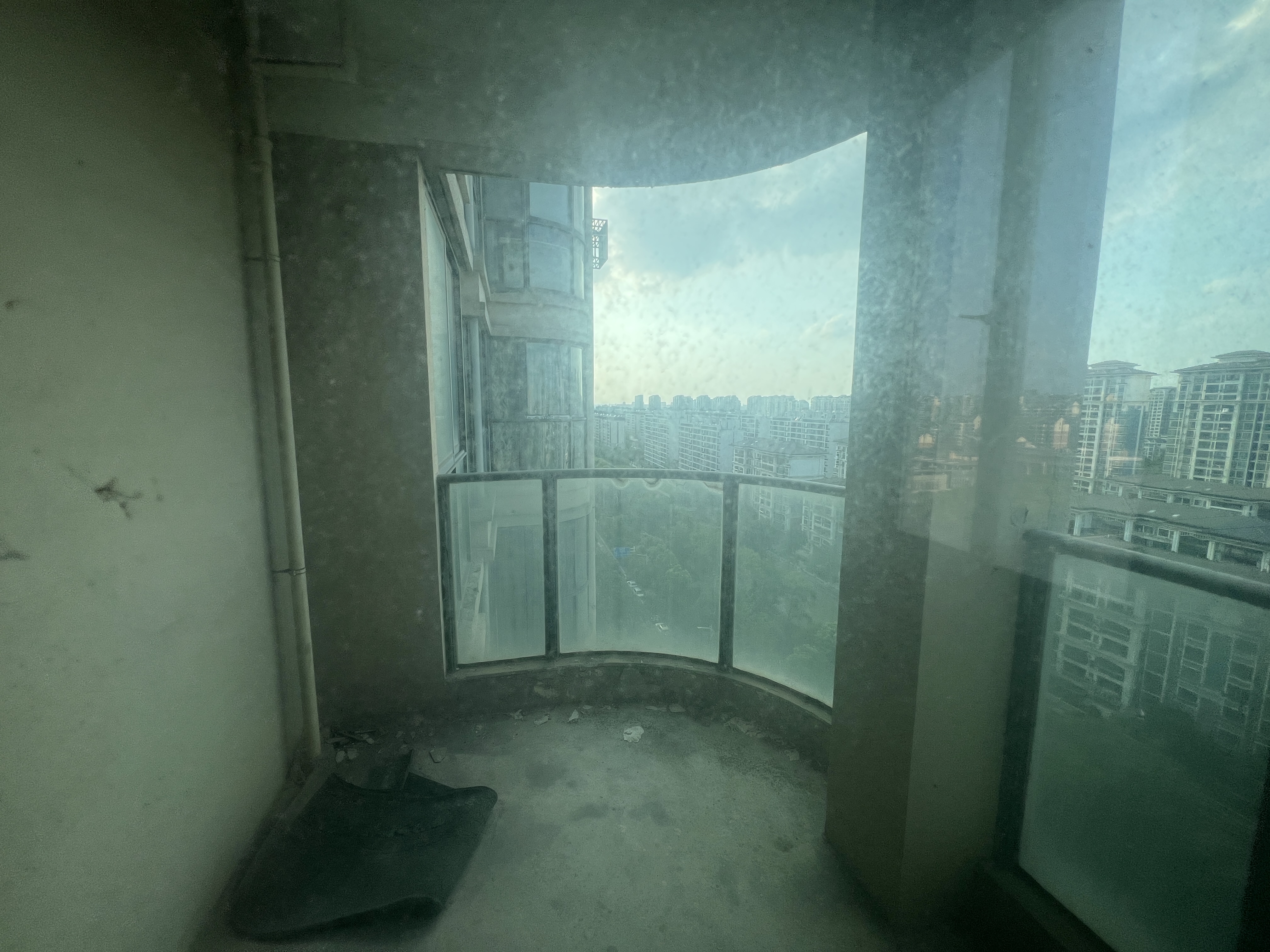 金色城品 3室2厅1卫 111m&sup2;