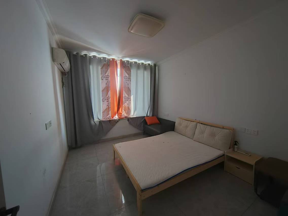 滨河人家 3室2厅2卫 96m&sup2;