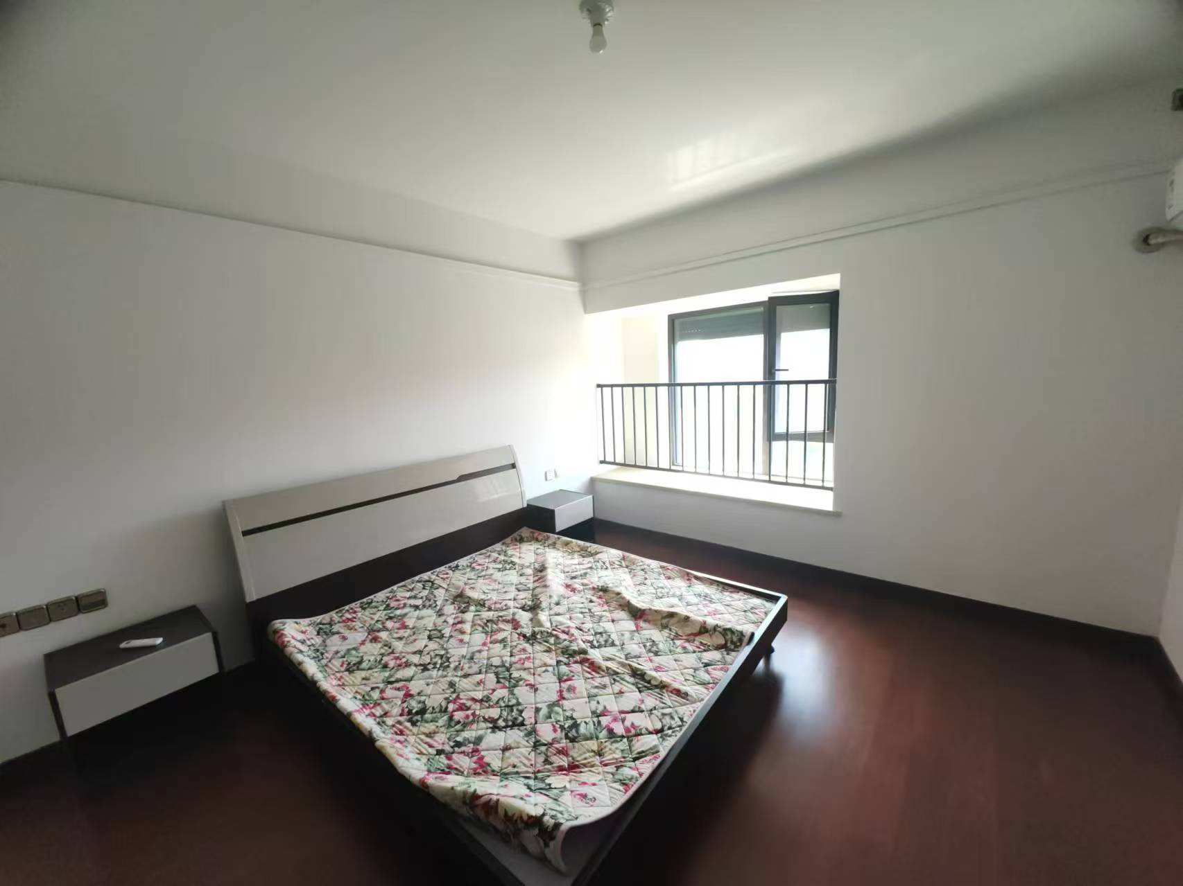万科白鹭郡 3室2厅2卫 127.46m&sup2;