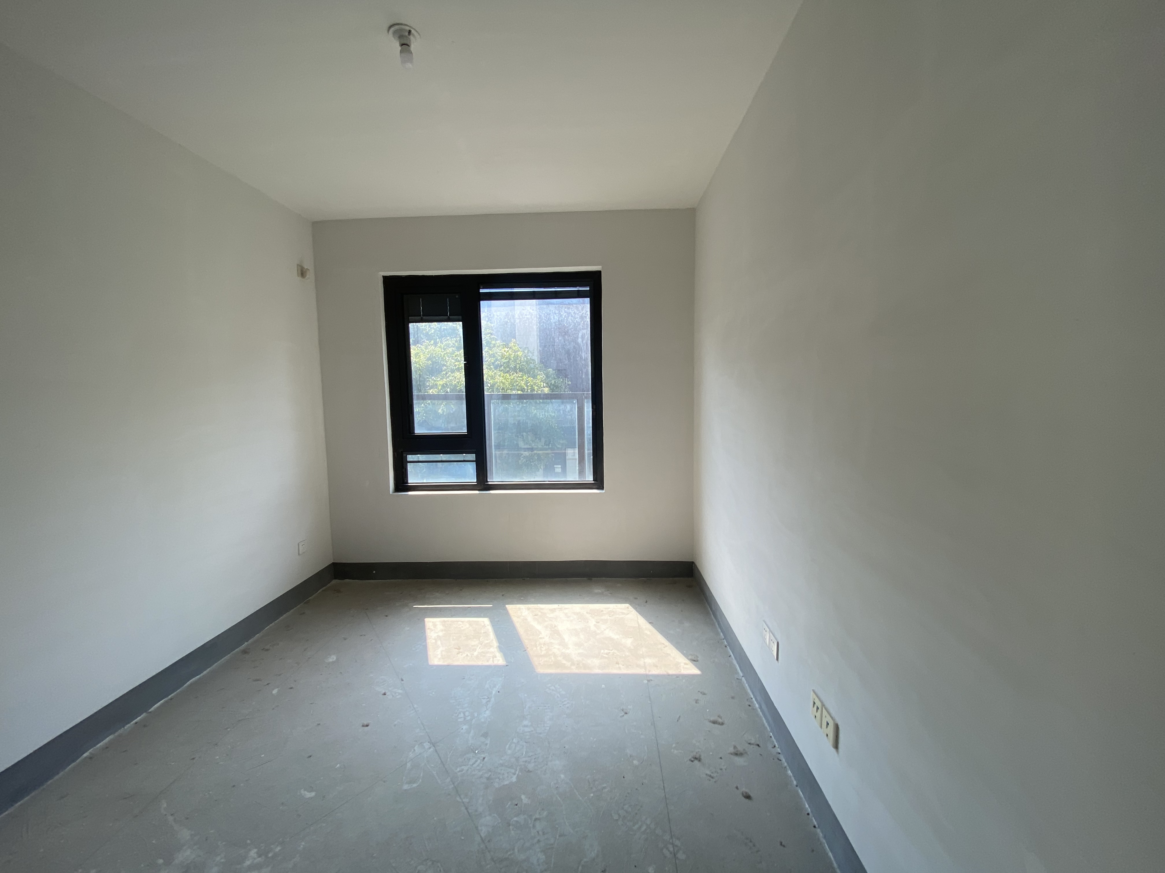 龙湖天宸源著 5室3厅4卫 265.00m&sup2;