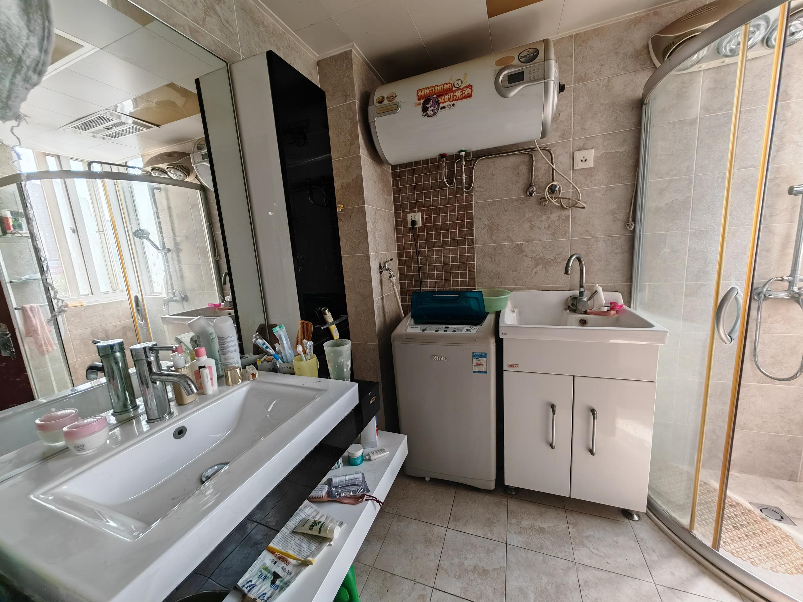 瑞景广场 2室2厅1卫 109m&sup2;