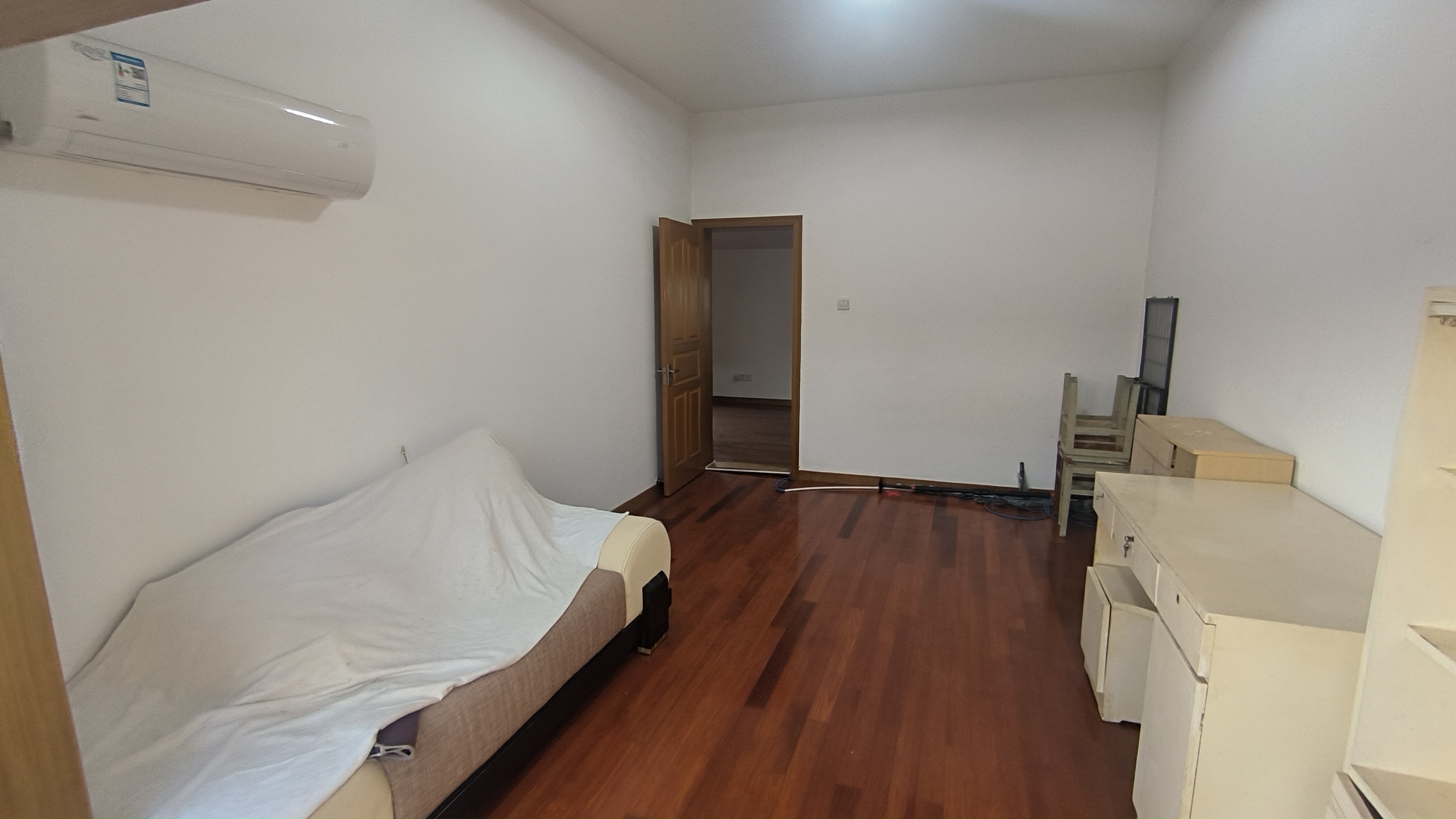 五山花苑 4室2厅2卫 101.9m&sup2;