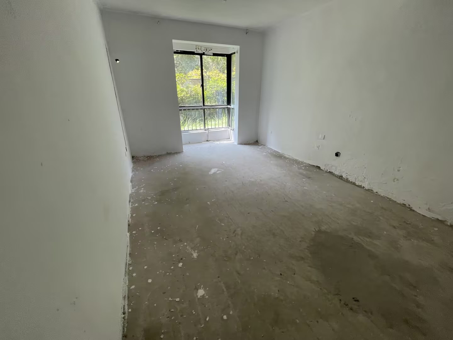 光明幸福天地 3室2厅2卫 142.28m&sup2;