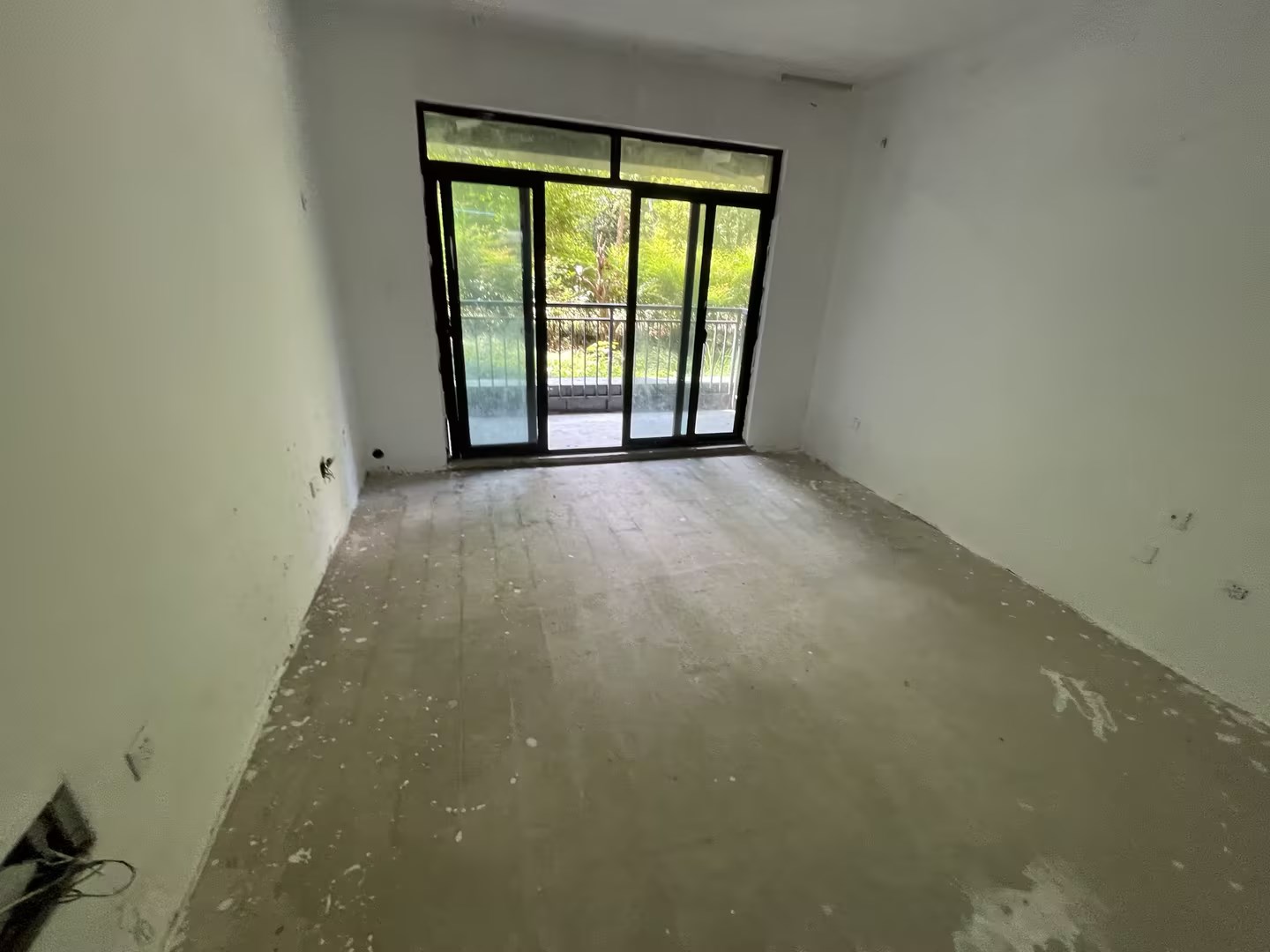 光明幸福天地 3室2厅2卫 142.28m&sup2;
