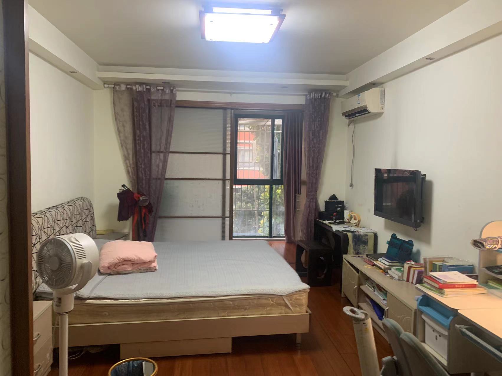 东晖花园 2室2厅1卫 96.95m&sup2;