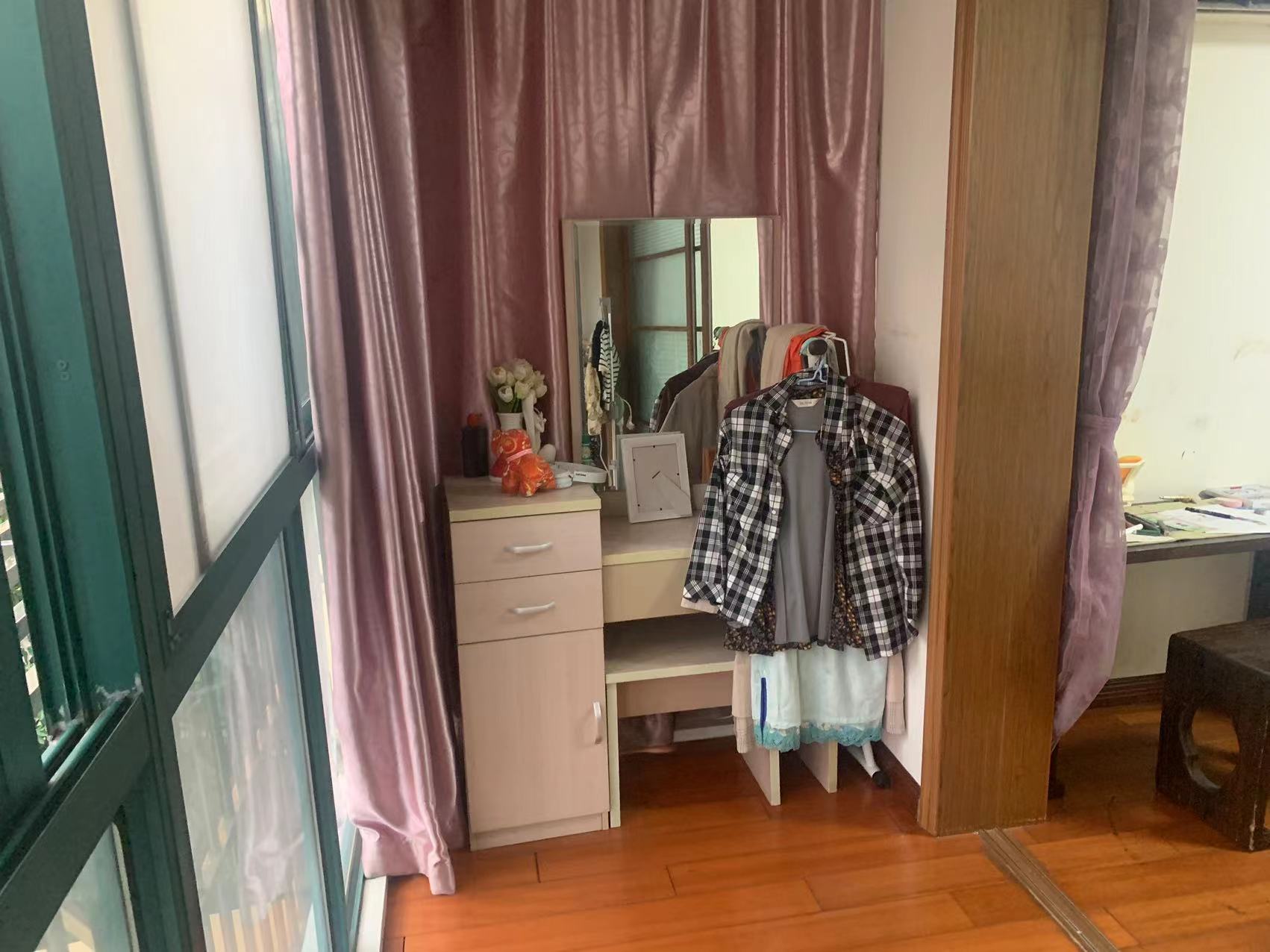 东晖花园 2室2厅1卫 96.95m&sup2;
