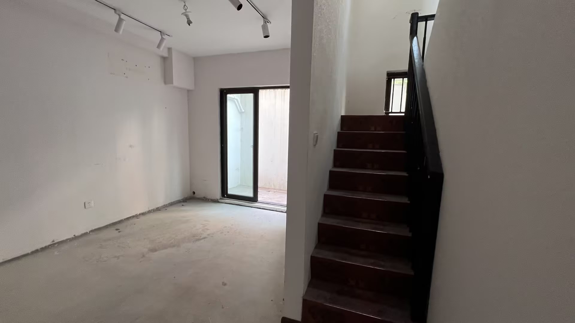 佳期漫 3室1厅1卫 100.00m&sup2;