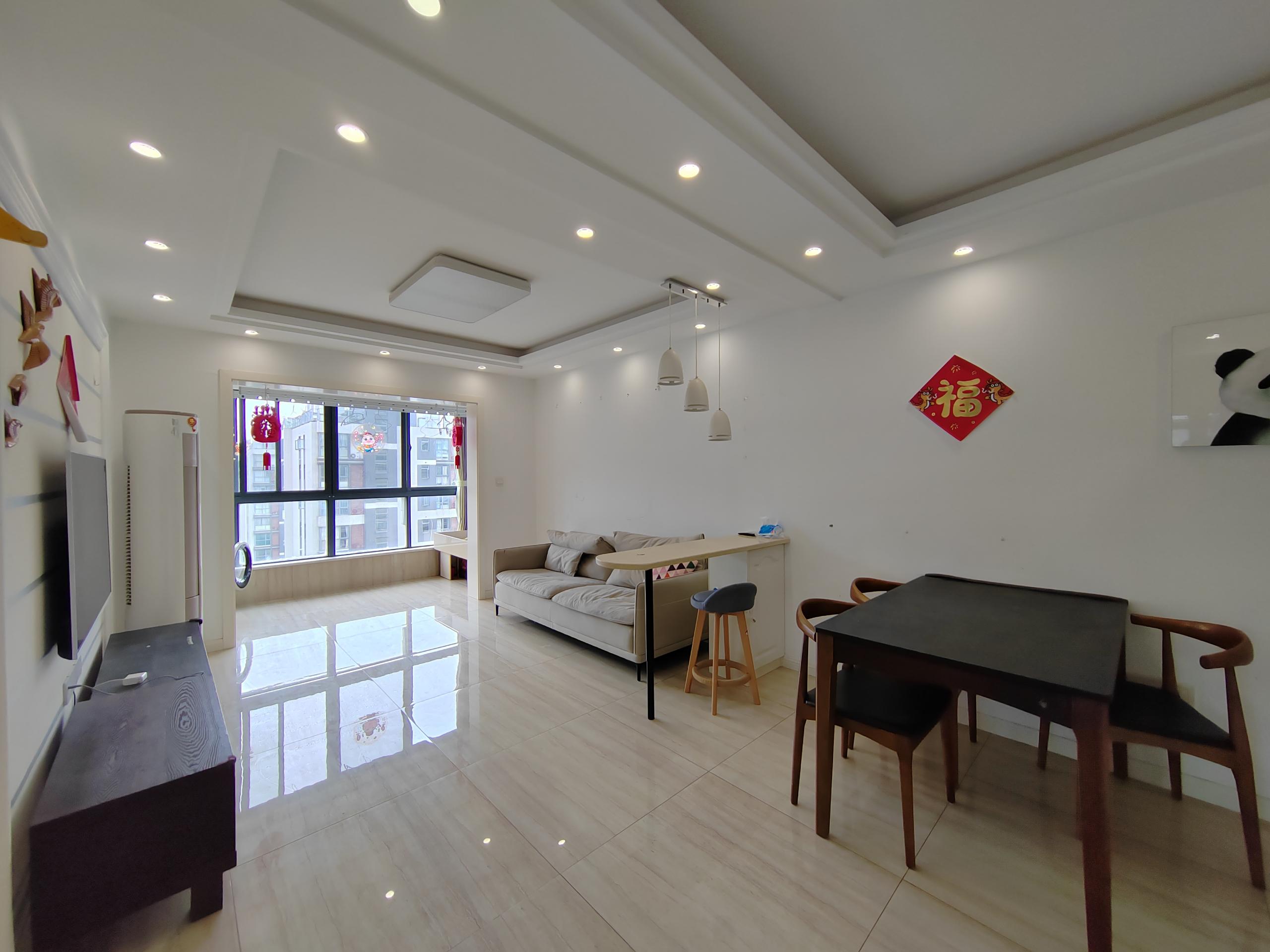苏建阳光新城 2室2厅1卫 80m&sup2;