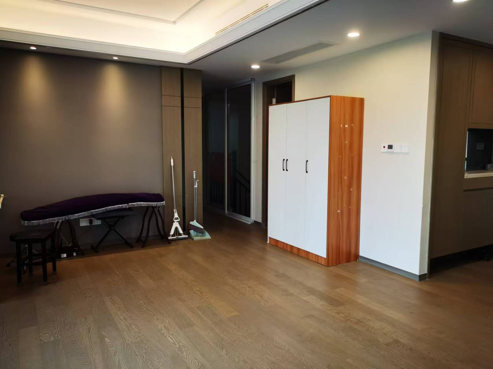 绿城&middot;诚园 3室2厅2卫 118m&sup2;