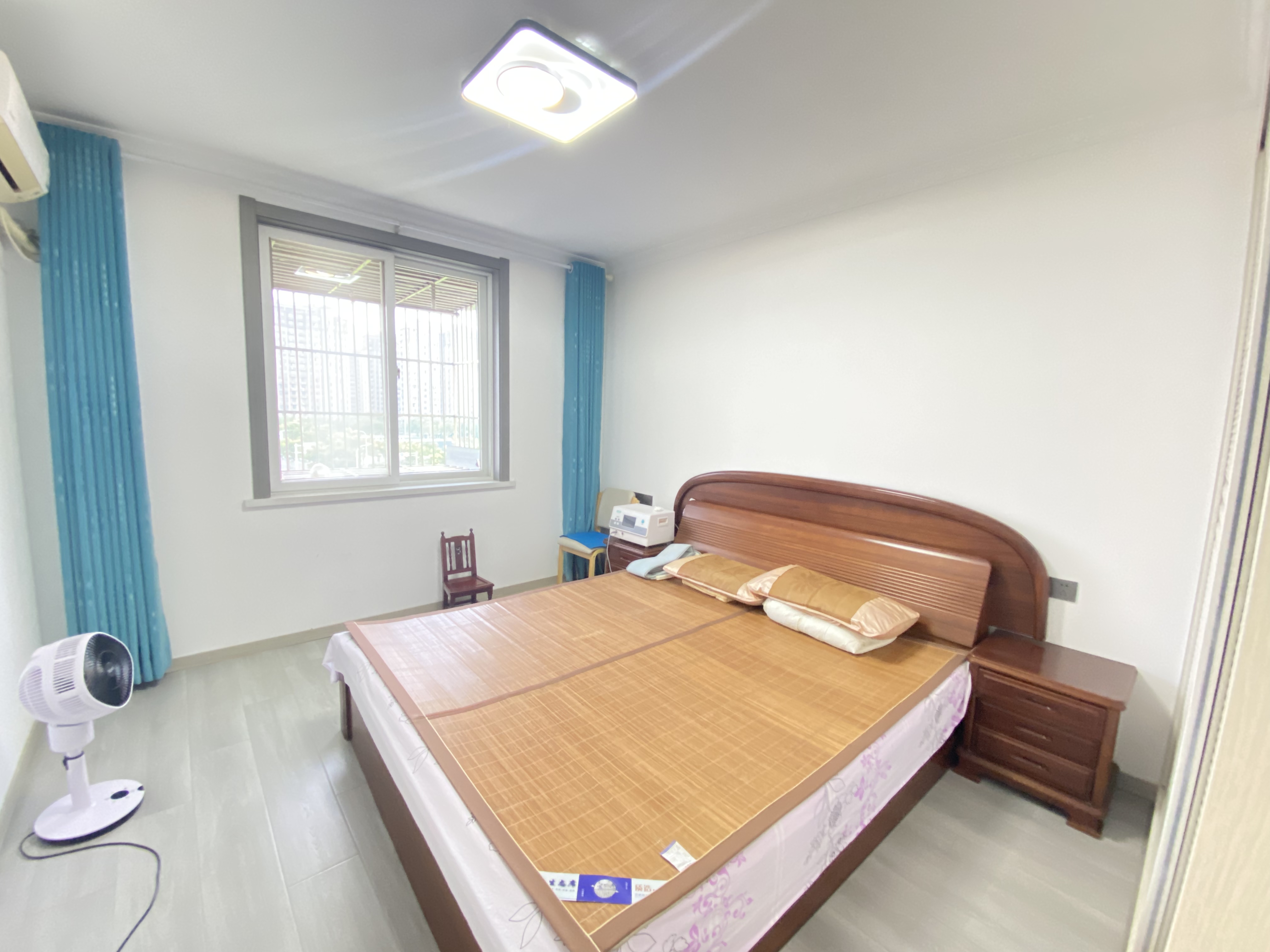 光明南村 3室1厅1卫 93.57m&sup2;
