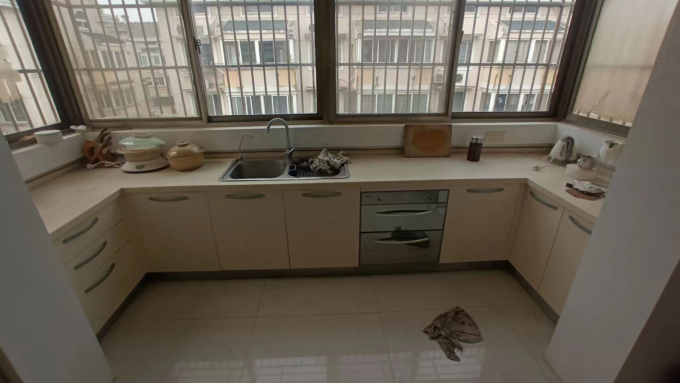 怡安花苑南区 3室2厅2卫 150m&sup2;