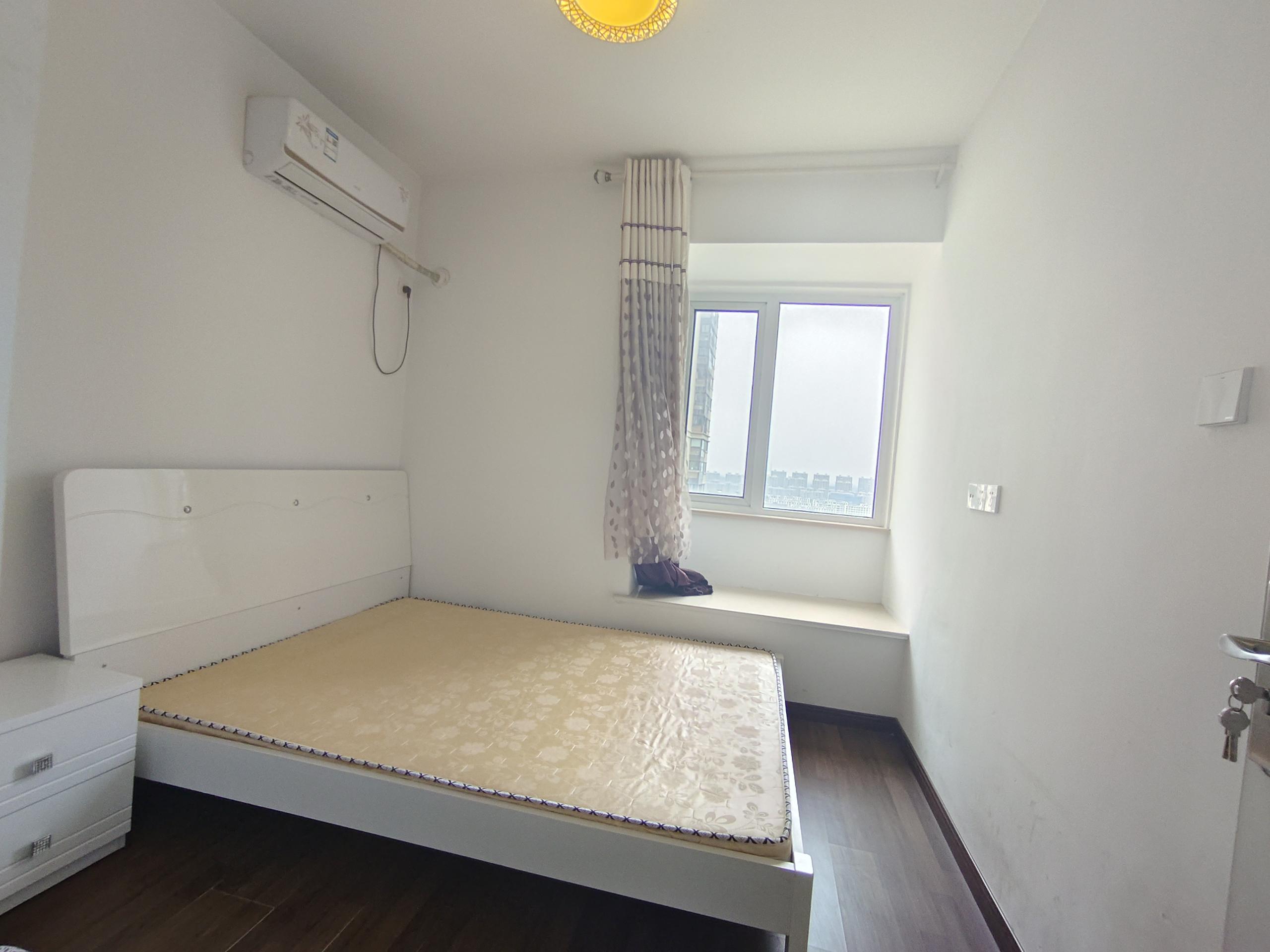 中海碧林湾 4室2厅2卫 128.00m&sup2;
