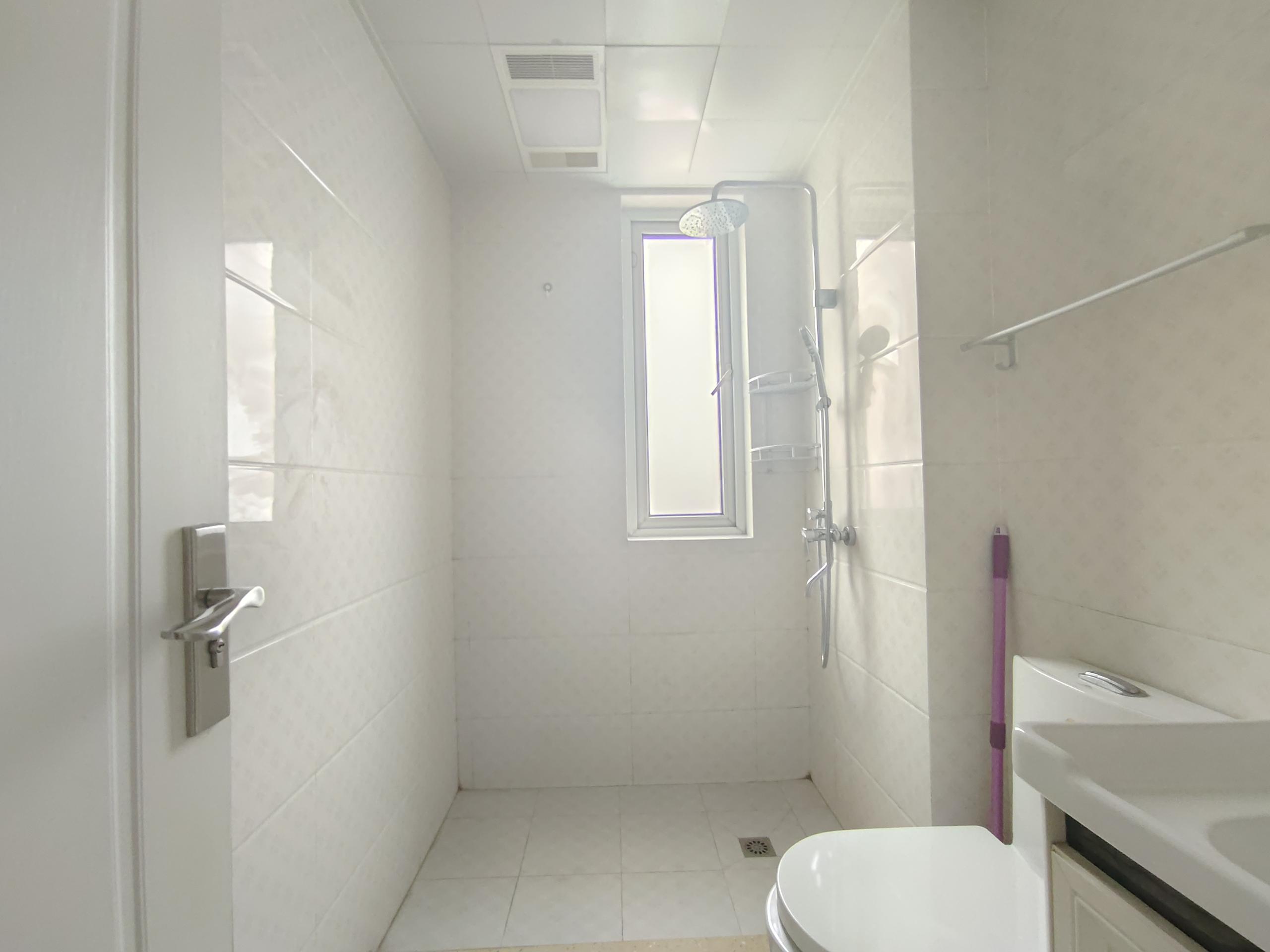 中海碧林湾 4室2厅2卫 128.00m&sup2;