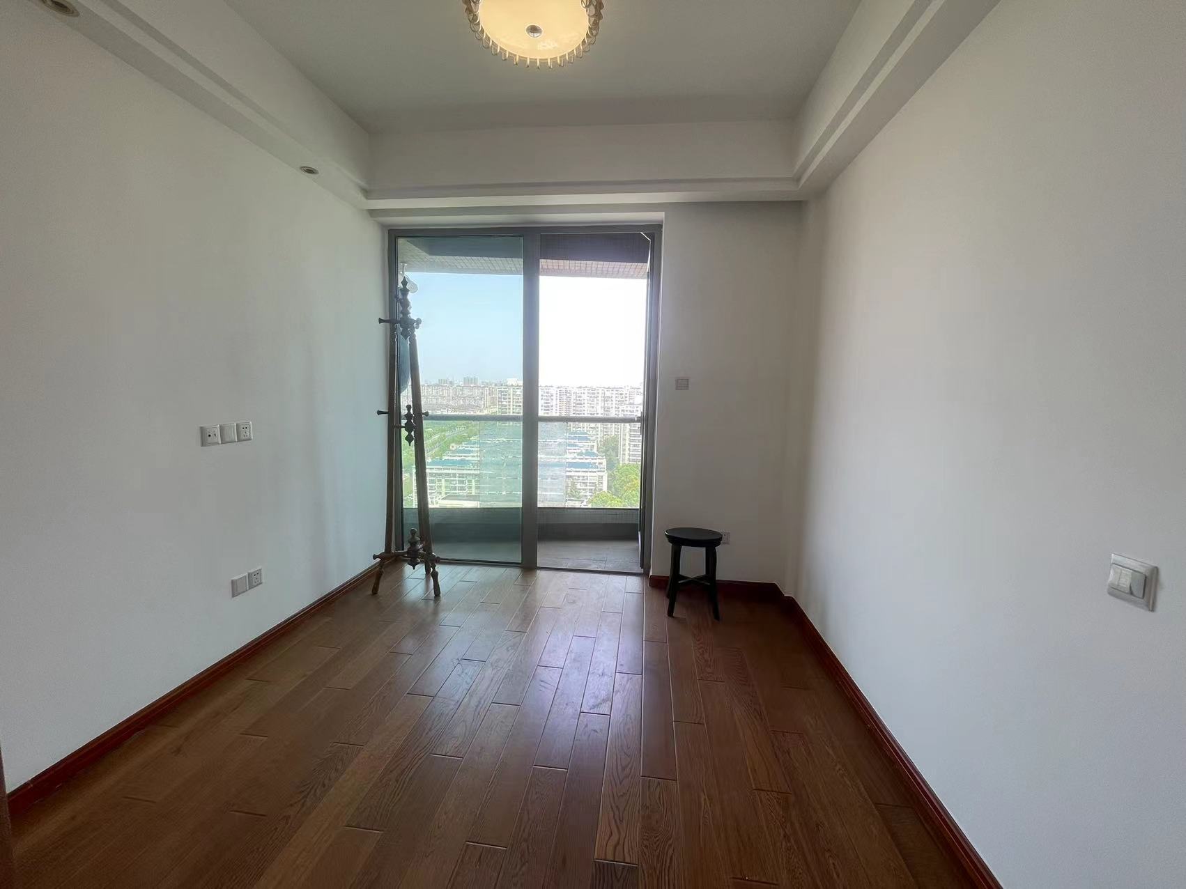 绿城玉兰公寓 2室2厅1卫 94m&sup2;