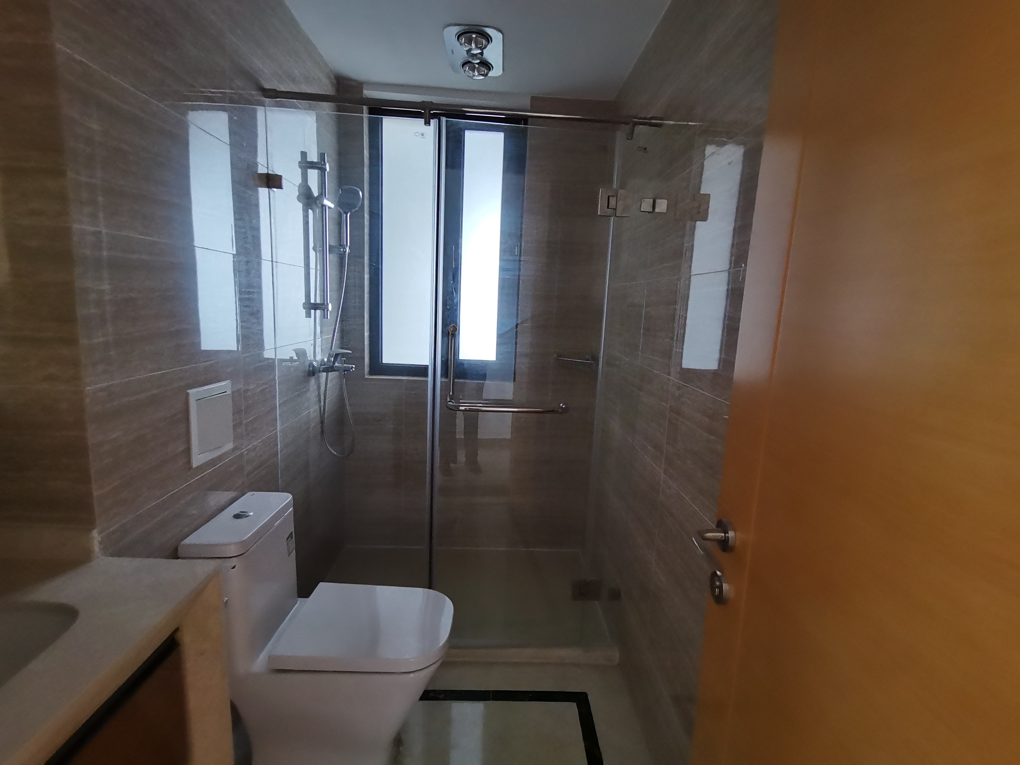 富力院士廷 3室2厅2卫 109m&sup2;
