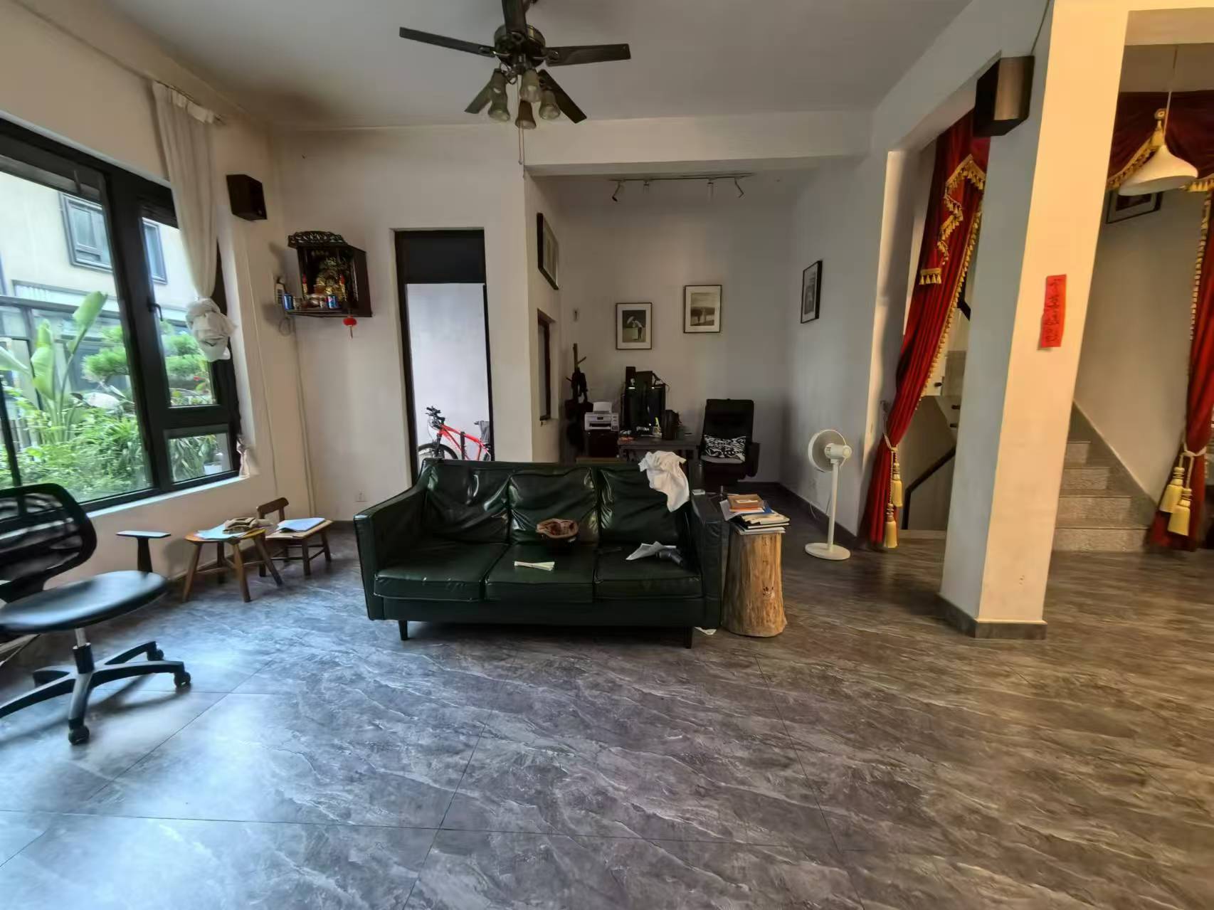 湖山源著 5室2厅3卫 250m&sup2;