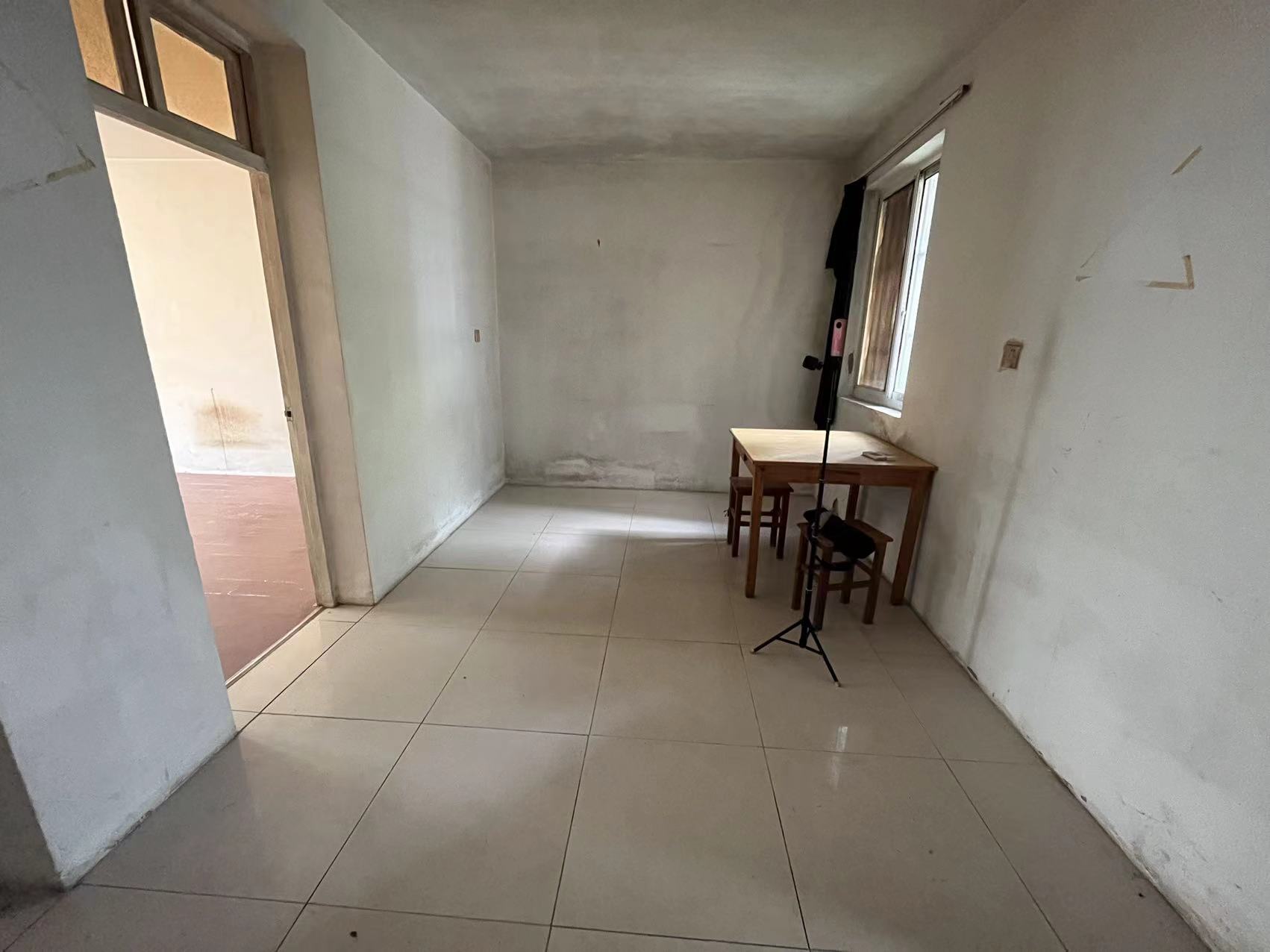 新建路新村 2室1厅1卫 71m&sup2;