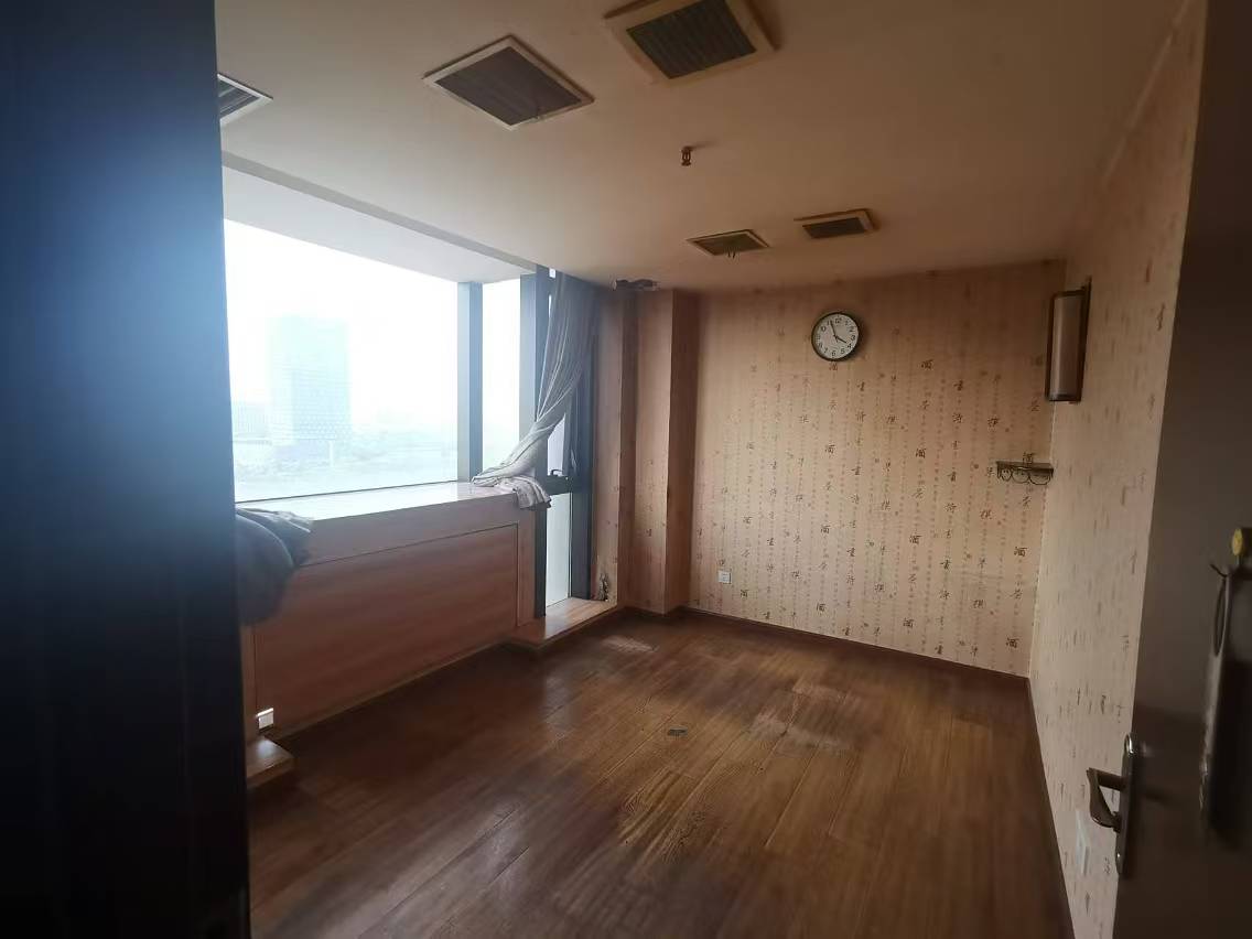 汇金国际 8室1厅1卫 153.00m&sup2;