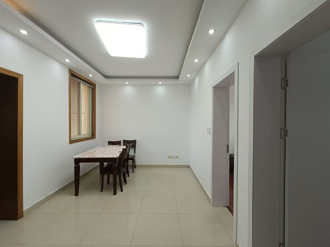 曙光社区 2室2厅1卫 70.7m&sup2;
