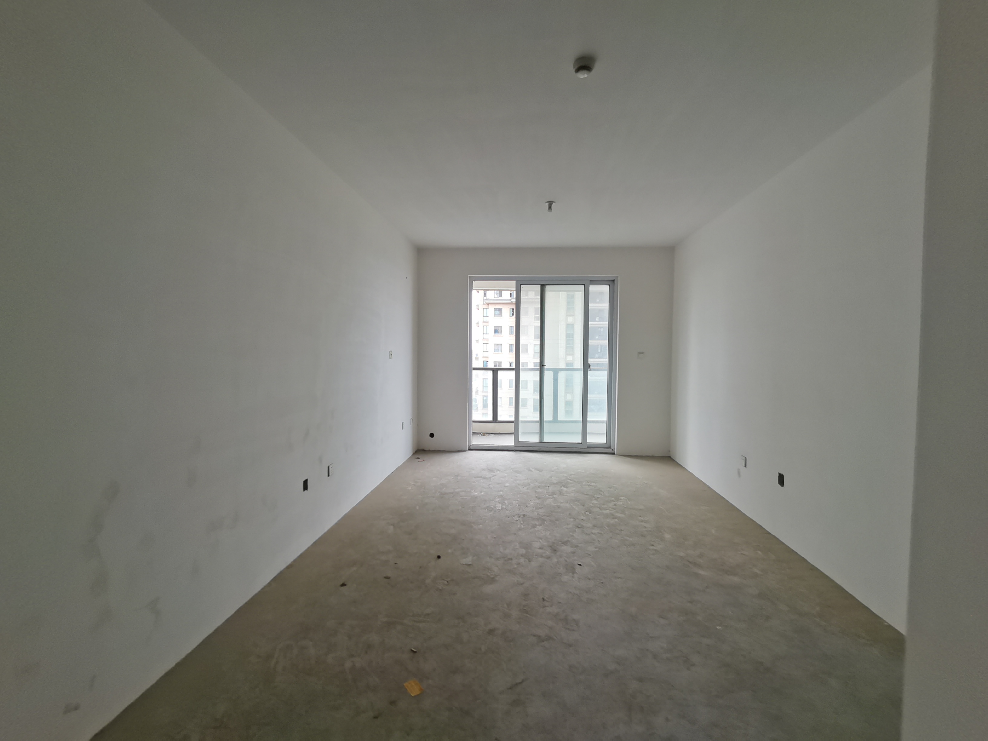 湖滨华庭 3室2厅1卫 98m²