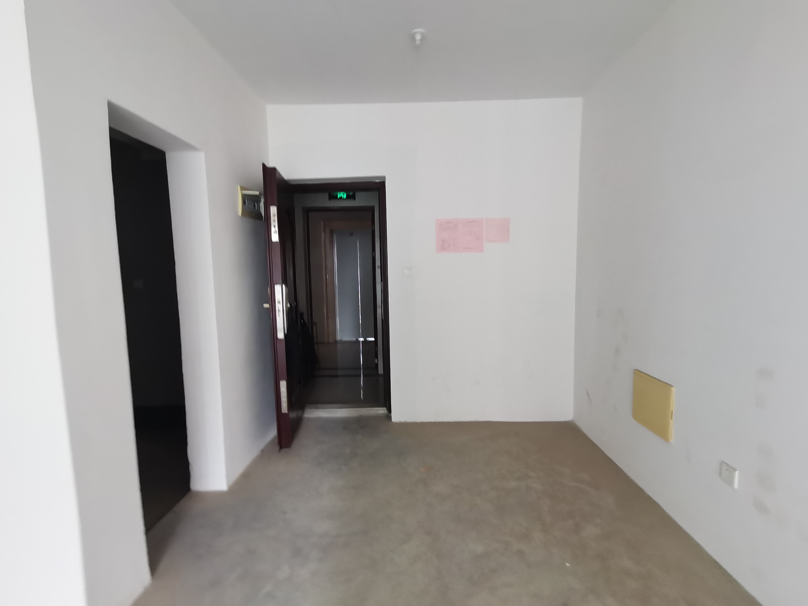 湖滨华庭 3室2厅1卫 98m&sup2;