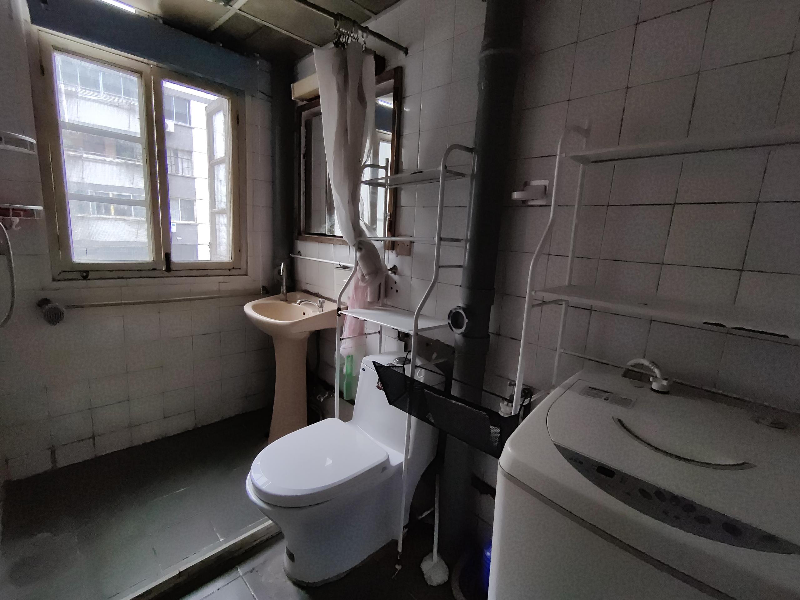 北濠桥新村 2室2厅1卫 61.5m&sup2;