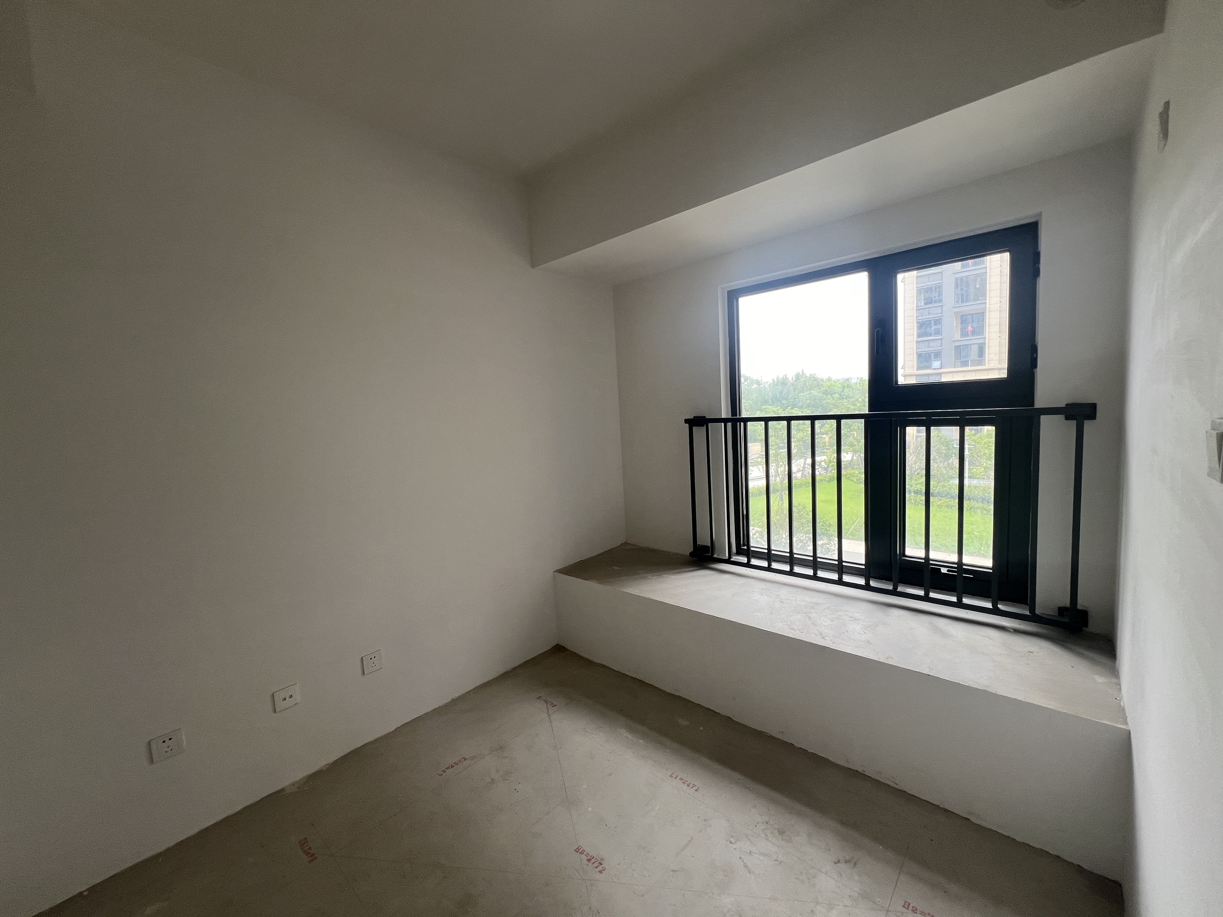 春溪集 3室2厅1卫 89m²