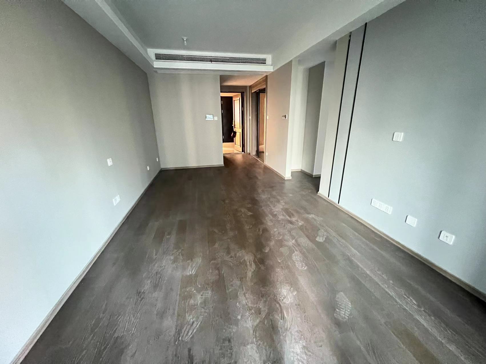 融创时代中心 3室2厅1卫 95m²