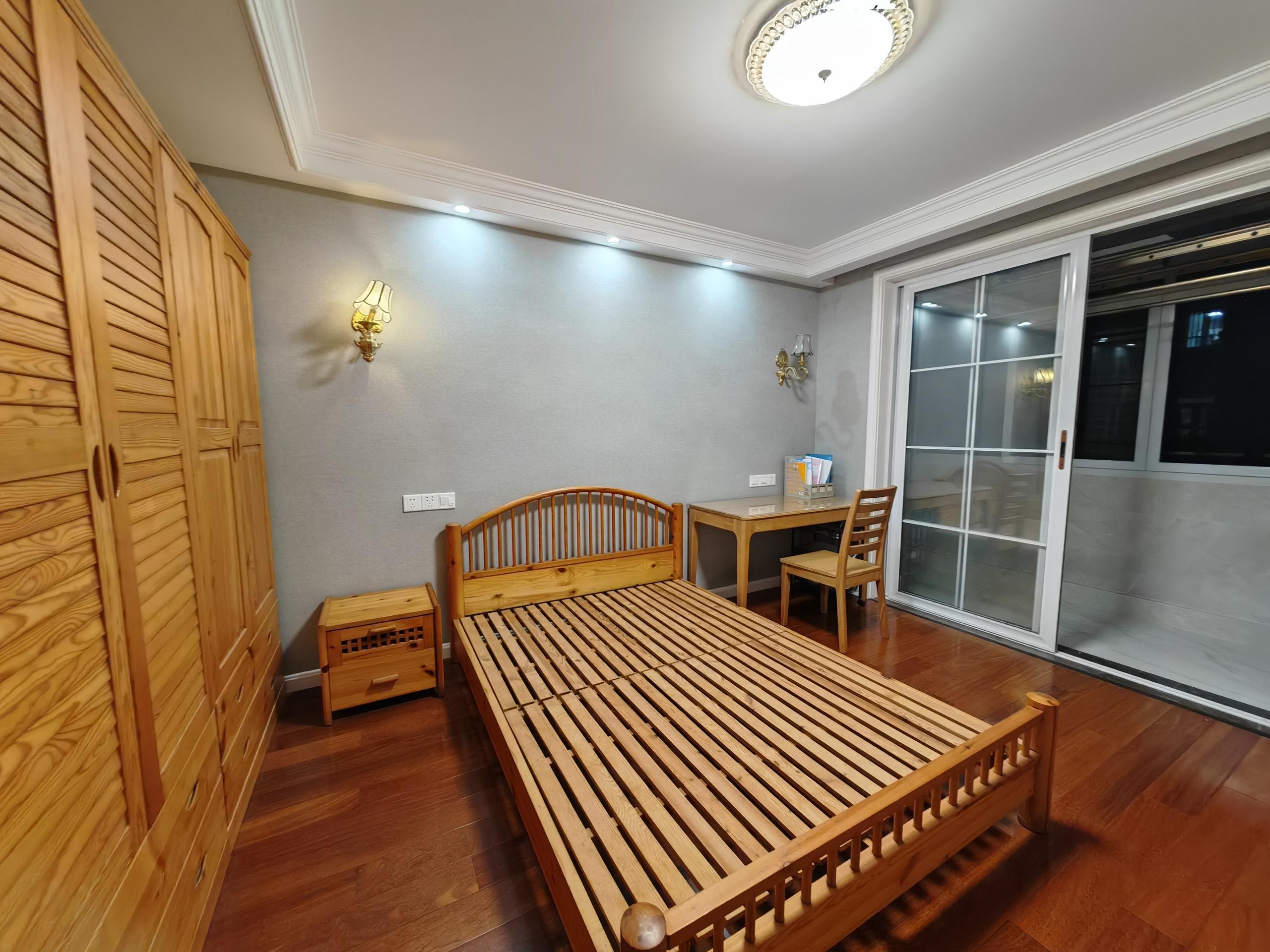 银花苑 2室1厅1卫 83.00m&sup2;