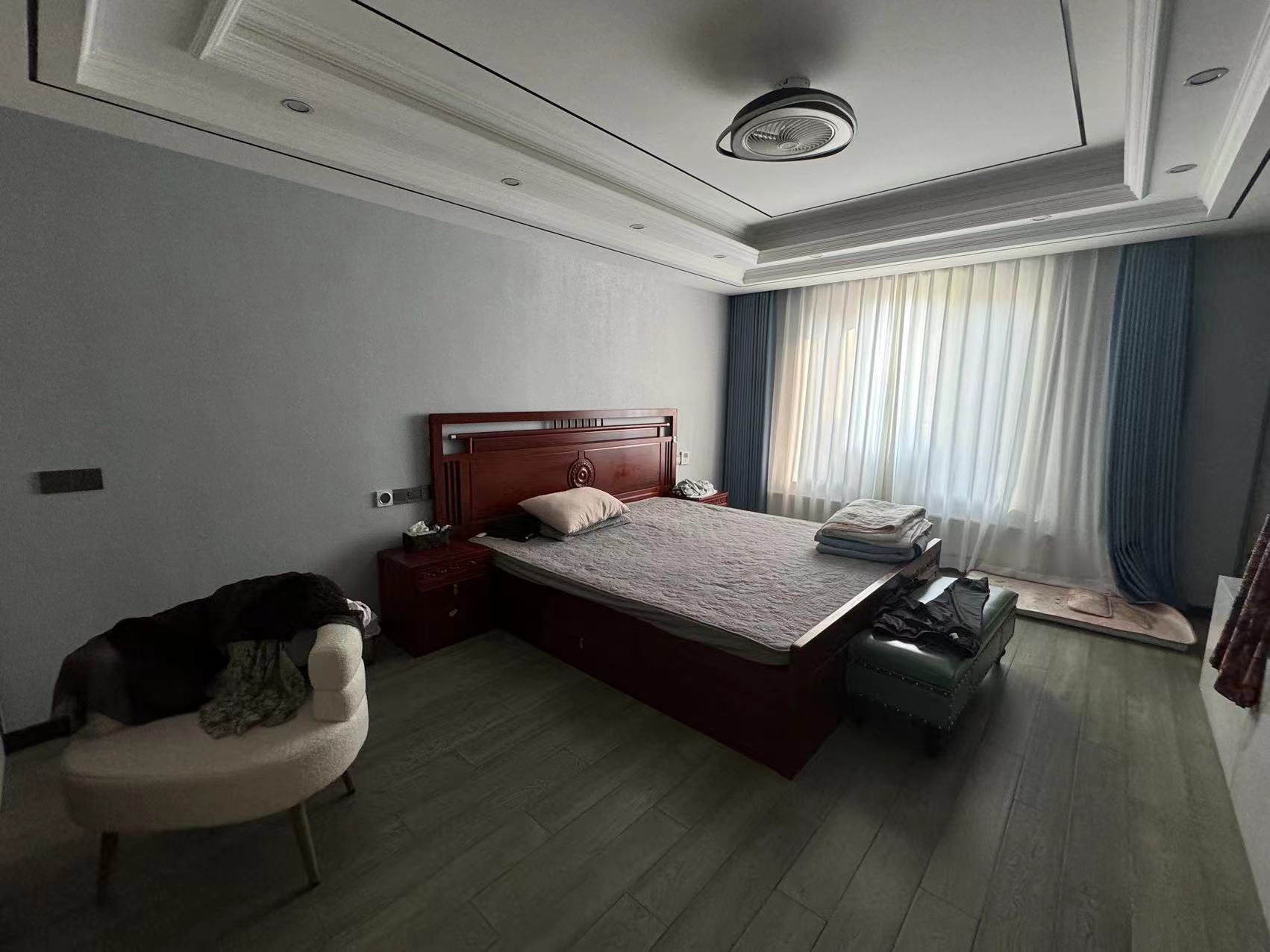 紫琅上郡 5室2厅3卫 235.21m&sup2;