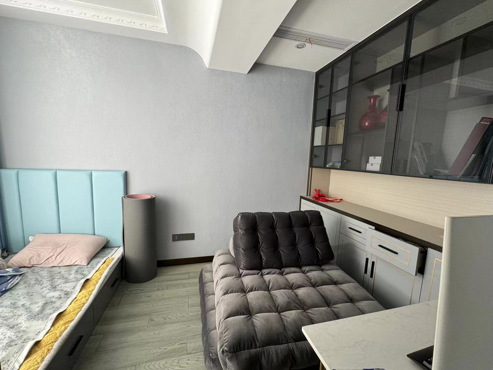 紫琅上郡 5室2厅3卫 235.21m&sup2;