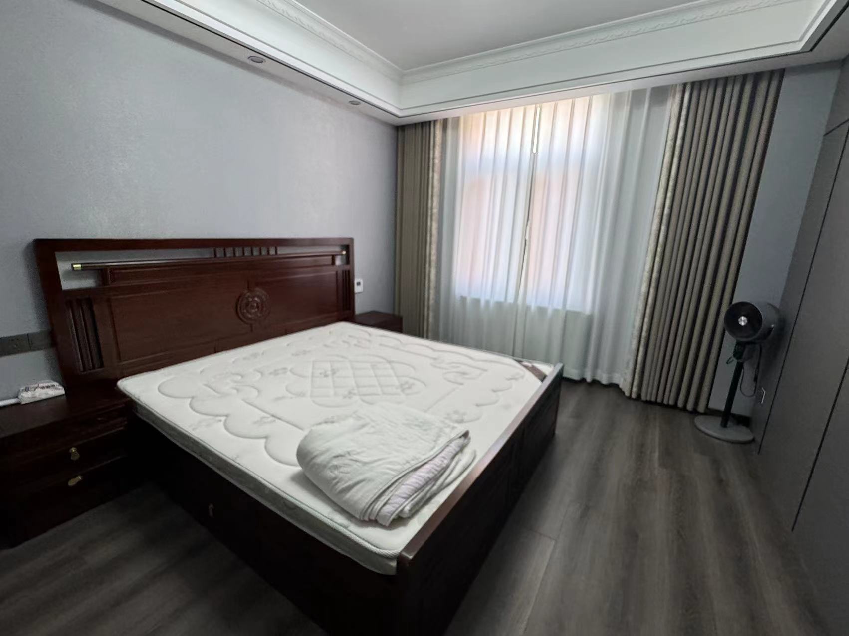 紫琅上郡 5室2厅3卫 235.21m&sup2;