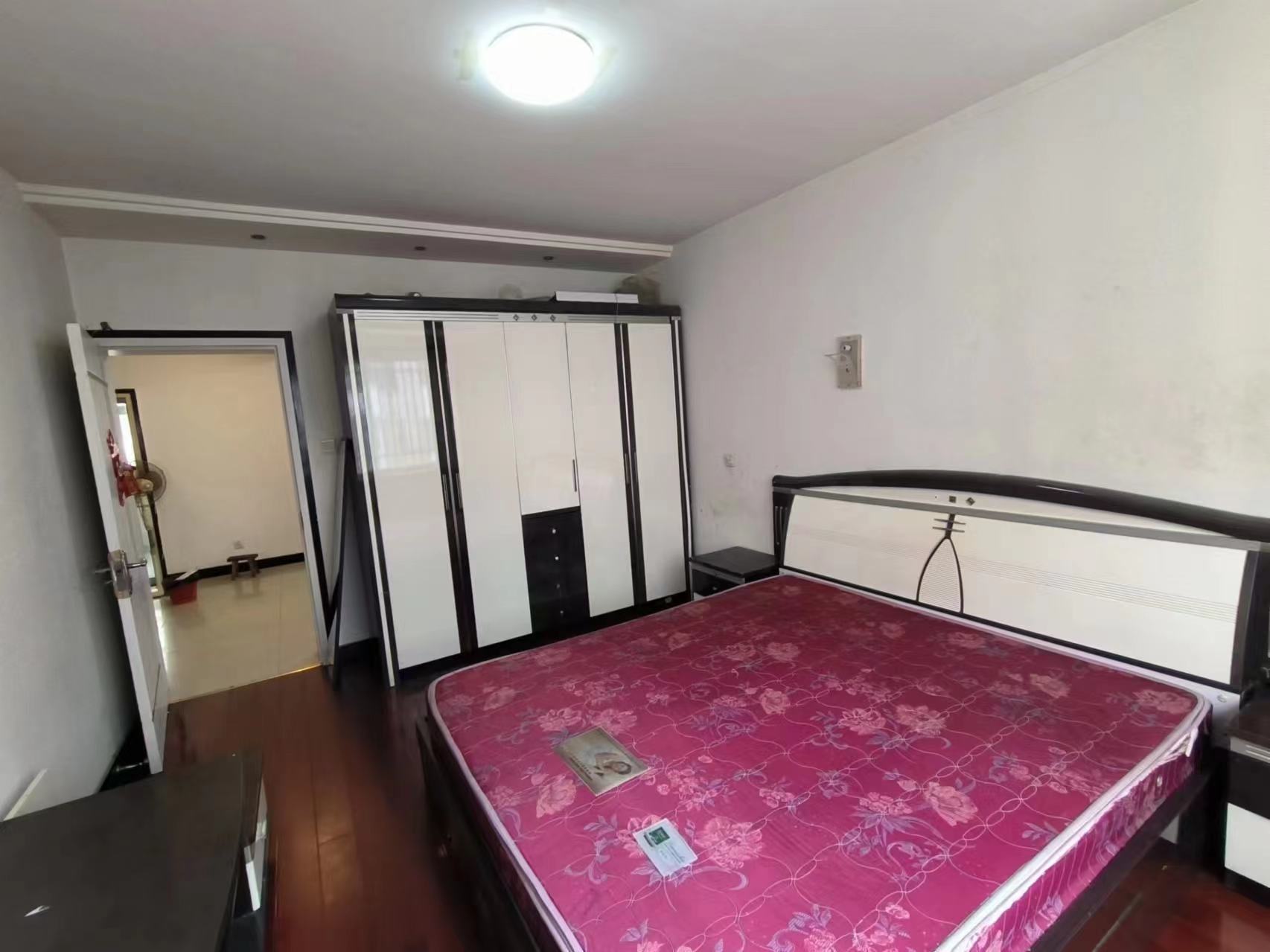 姚港路22号 3室1厅1卫 82m&sup2;