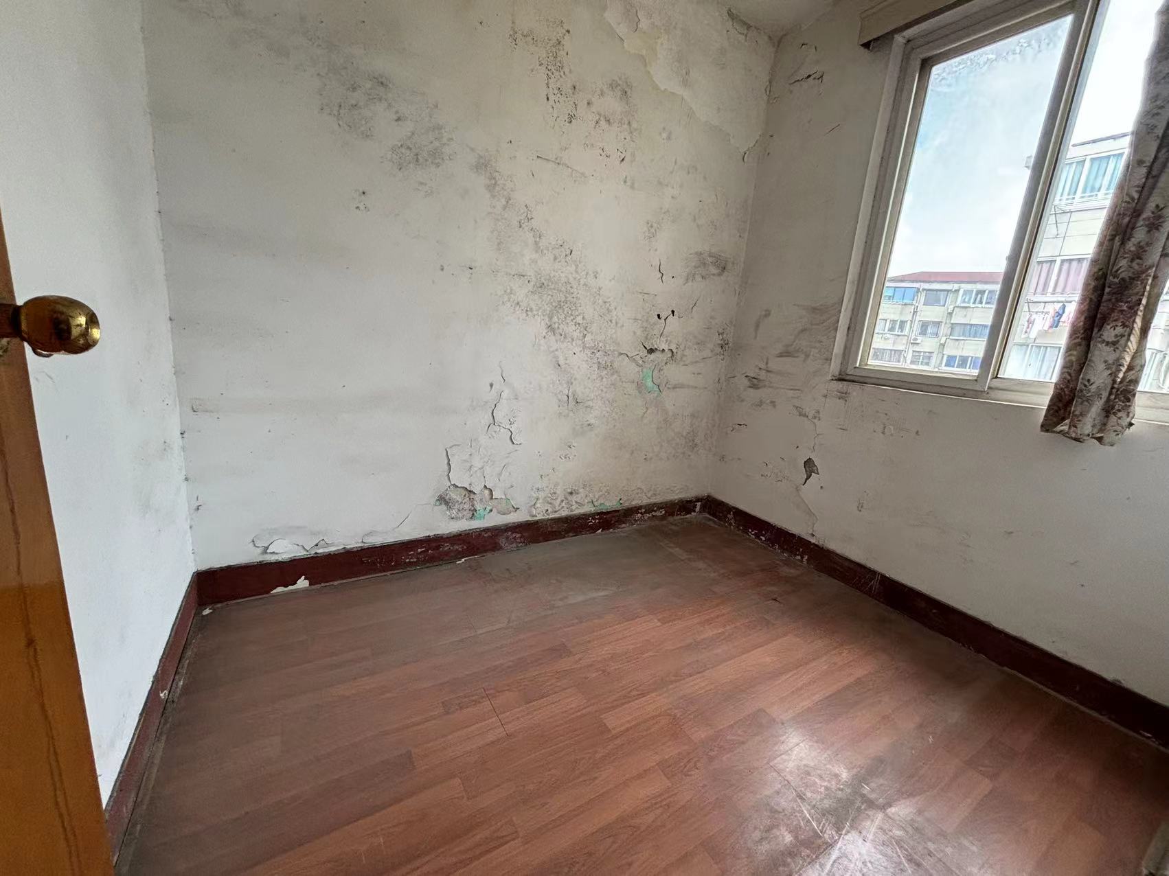 虹桥南村 3室1厅1卫 70.32m&sup2;