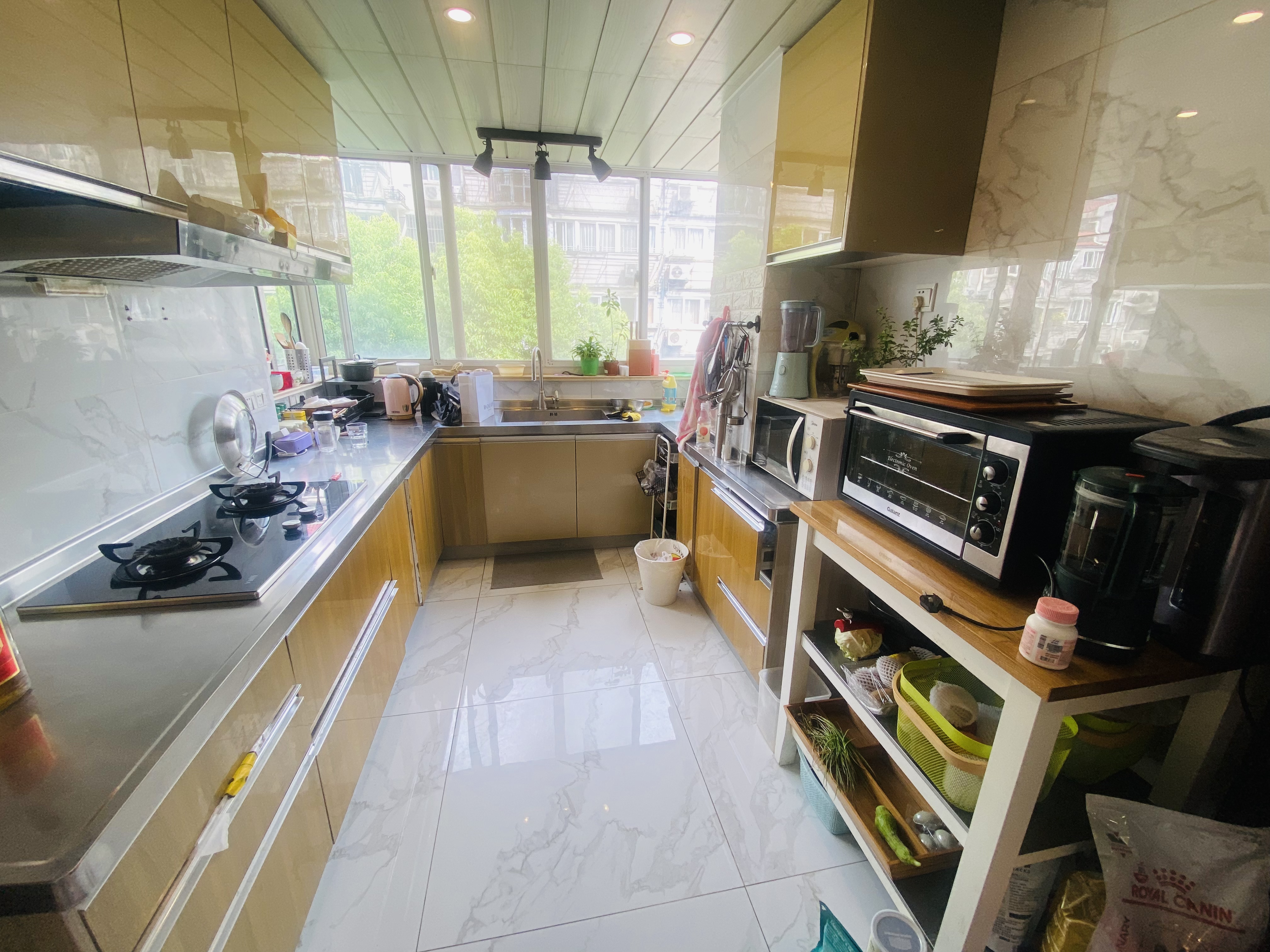 朝晖花园 3室2厅2卫 127.90m&sup2;